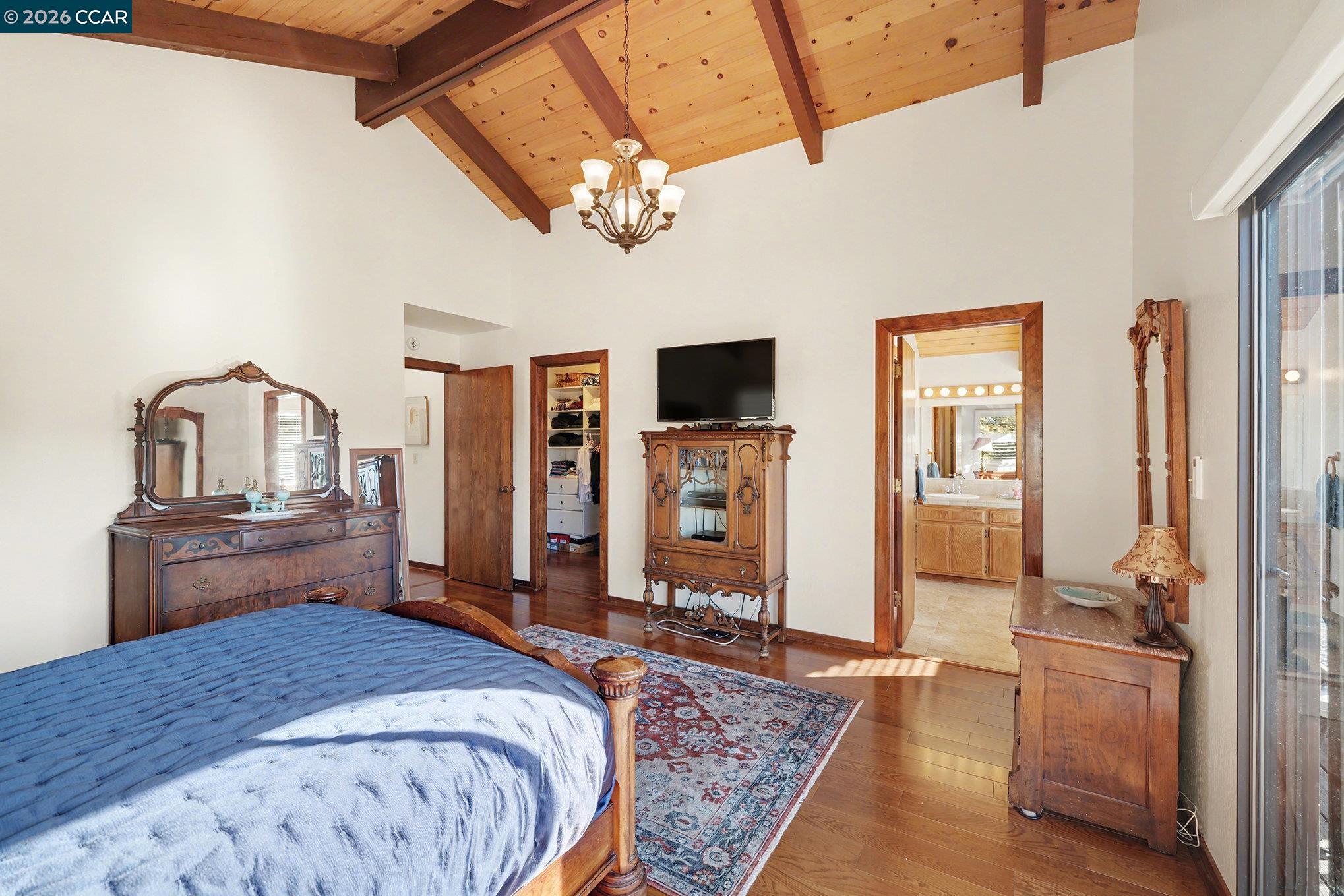 Detail Gallery Image 22 of 47 For 165 Travalini Ct., El Sobrante,  CA 94803-2665 - 4 Beds | 2/1 Baths