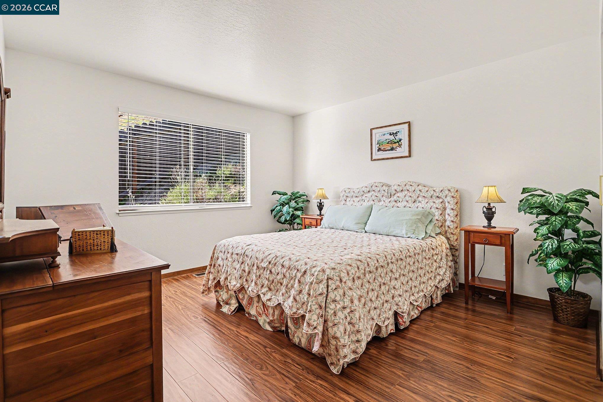 Detail Gallery Image 25 of 47 For 165 Travalini Ct., El Sobrante,  CA 94803-2665 - 4 Beds | 2/1 Baths