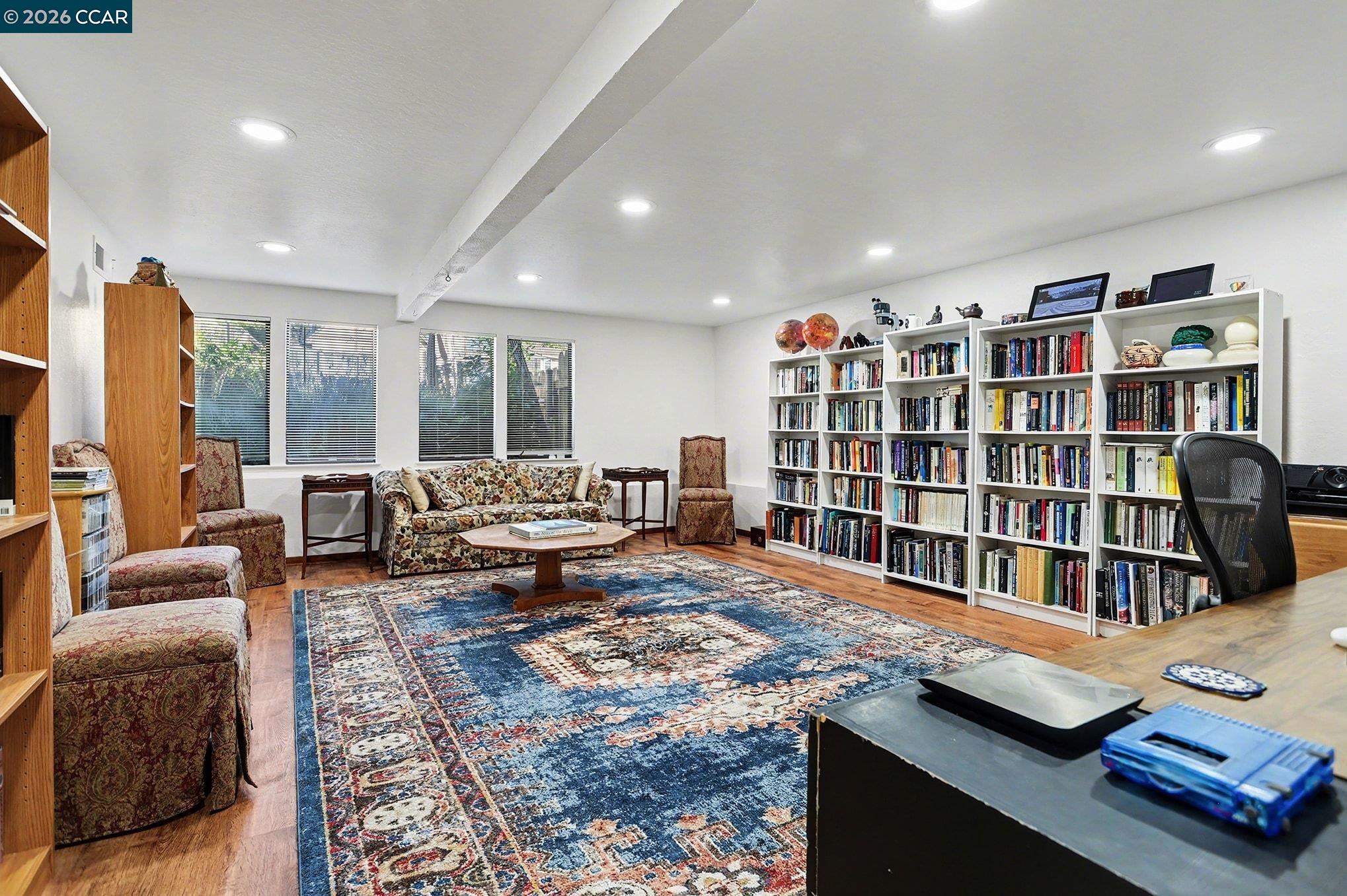 Detail Gallery Image 30 of 47 For 165 Travalini Ct., El Sobrante,  CA 94803-2665 - 4 Beds | 2/1 Baths