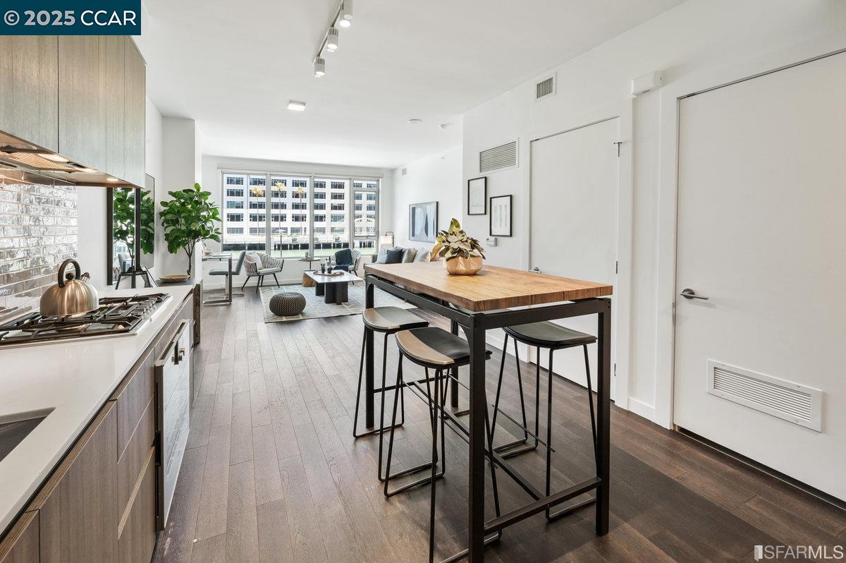 Detail Gallery Image 17 of 37 For 1000 3rd Street #204,  San Francisco,  CA 94158 - 1 Beds | 1 Baths