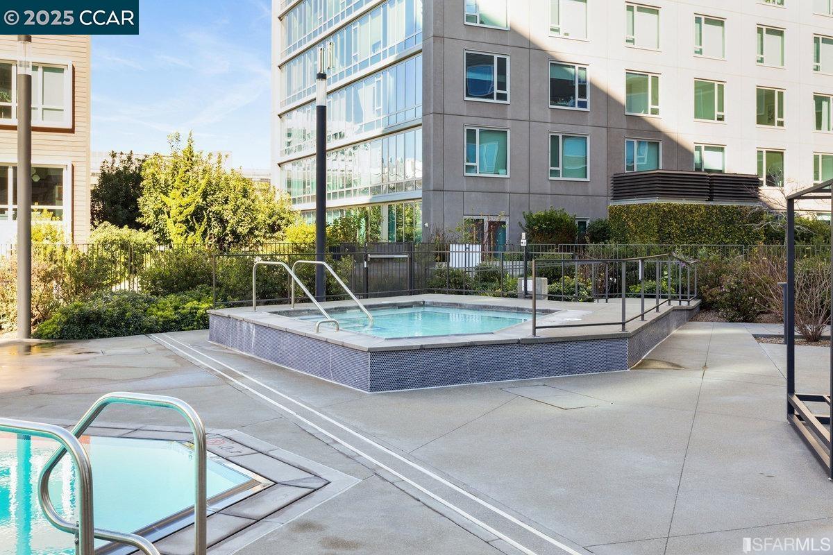 Detail Gallery Image 30 of 37 For 1000 3rd Street #204,  San Francisco,  CA 94158 - 1 Beds | 1 Baths