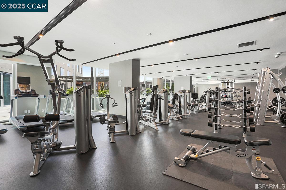 Detail Gallery Image 31 of 37 For 1000 3rd Street #204,  San Francisco,  CA 94158 - 1 Beds | 1 Baths