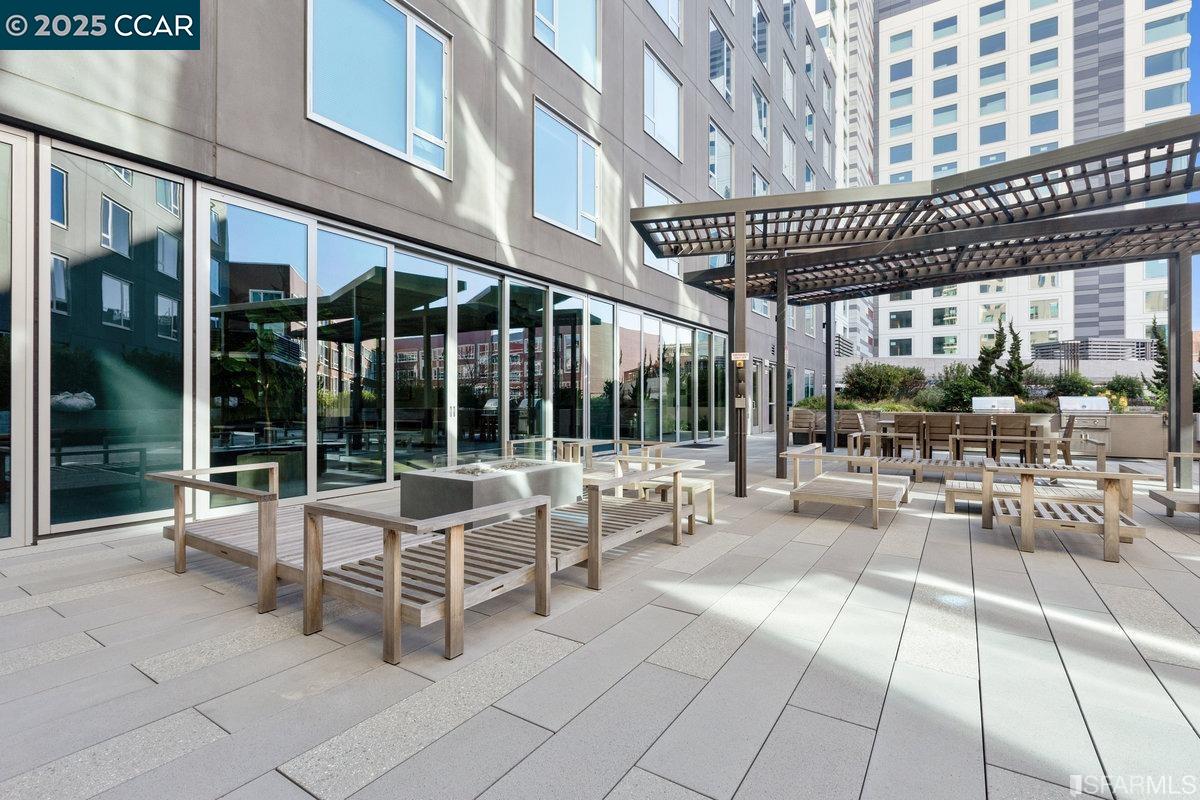 Detail Gallery Image 35 of 37 For 1000 3rd Street #204,  San Francisco,  CA 94158 - 1 Beds | 1 Baths