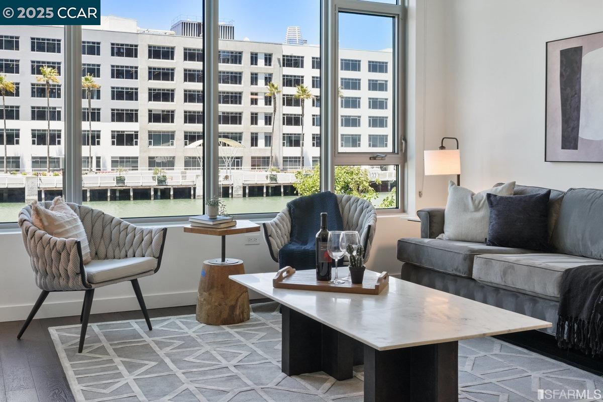 Detail Gallery Image 7 of 37 For 1000 3rd Street #204,  San Francisco,  CA 94158 - 1 Beds | 1 Baths