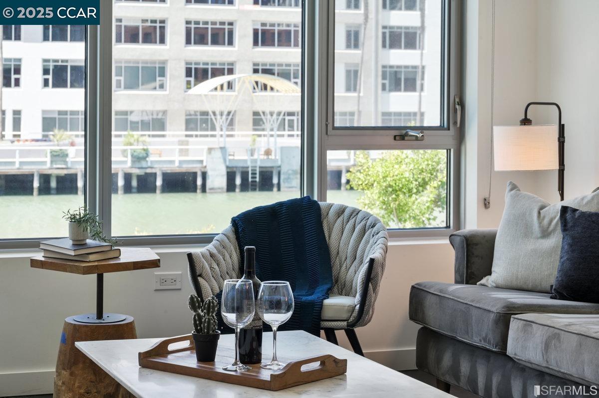 Detail Gallery Image 8 of 37 For 1000 3rd Street #204,  San Francisco,  CA 94158 - 1 Beds | 1 Baths