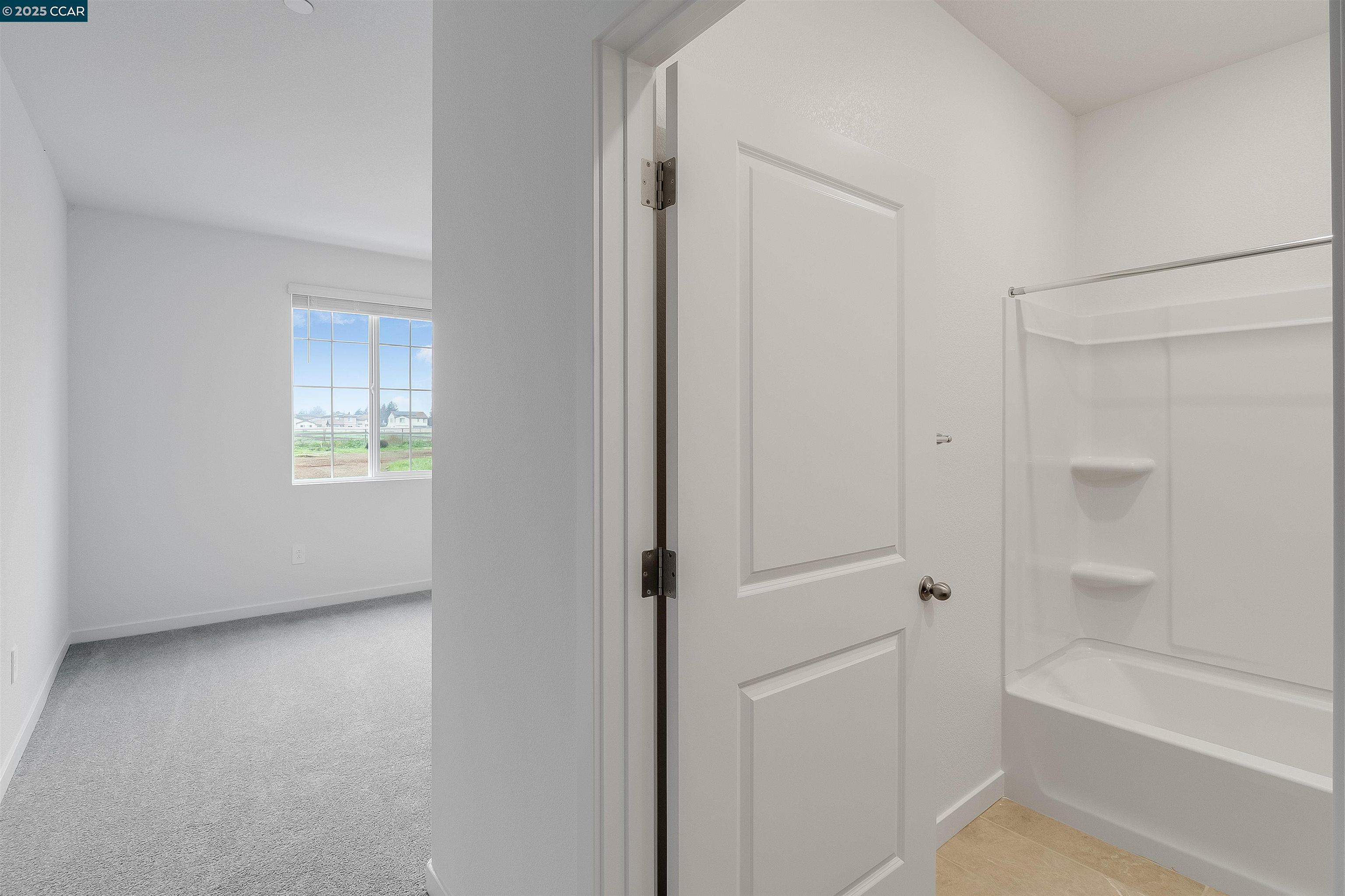 Detail Gallery Image 25 of 60 For 618 Channel Circle, Oakley,  CA 94561 - 5 Beds | 3/1 Baths