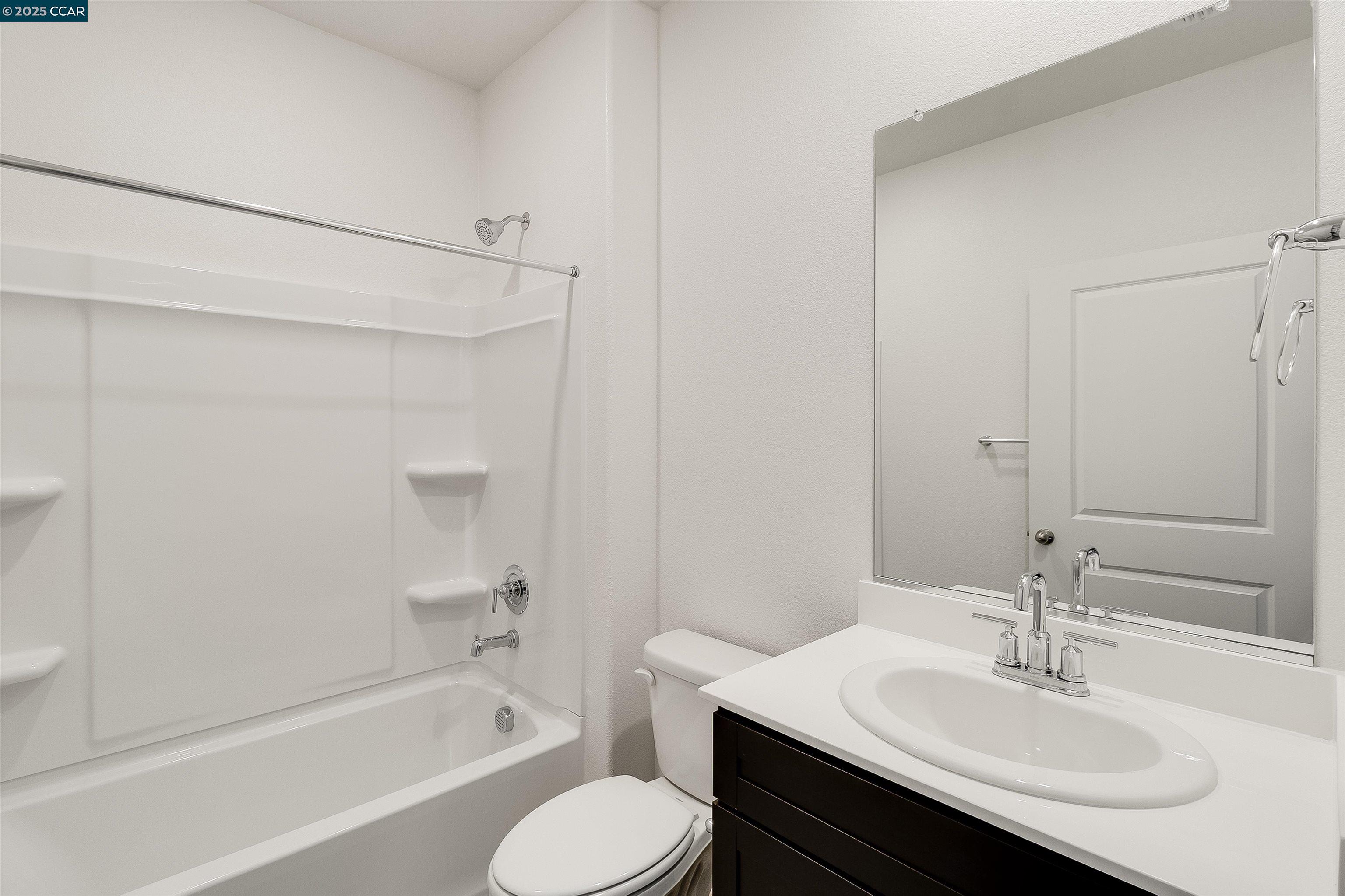 Detail Gallery Image 26 of 60 For 618 Channel Circle, Oakley,  CA 94561 - 5 Beds | 3/1 Baths