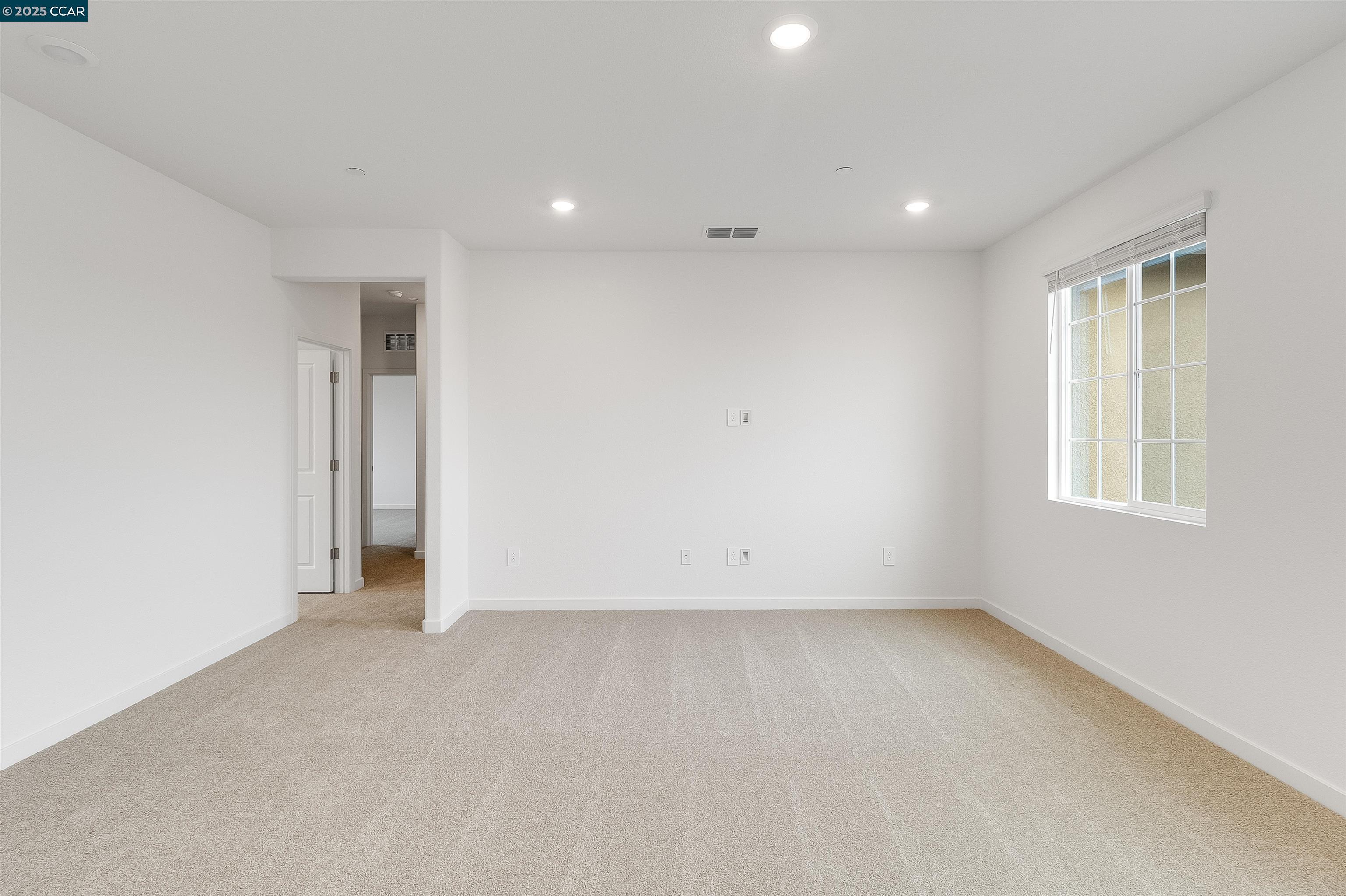 Detail Gallery Image 32 of 60 For 618 Channel Circle, Oakley,  CA 94561 - 5 Beds | 3/1 Baths