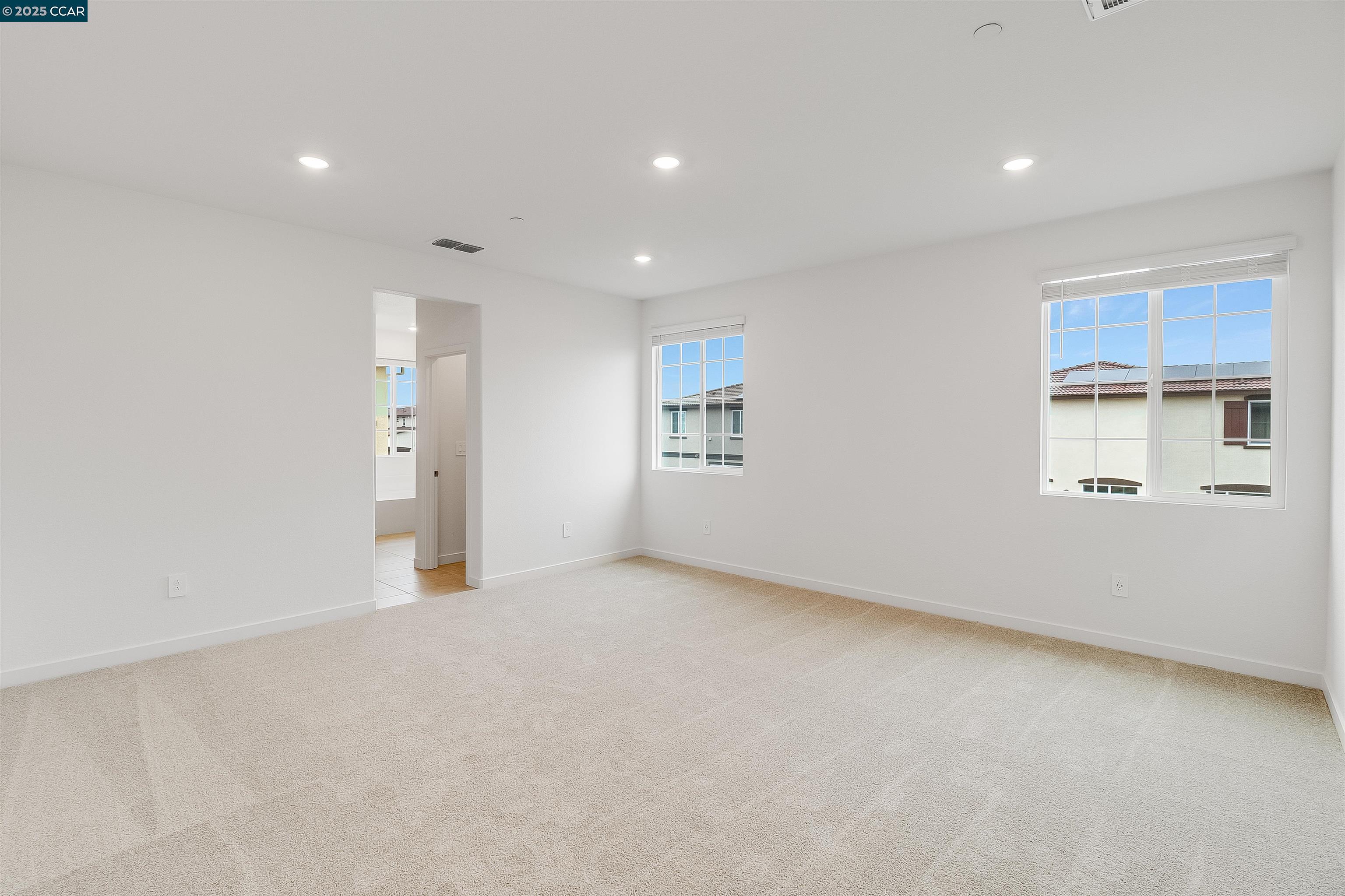 Detail Gallery Image 34 of 60 For 618 Channel Circle, Oakley,  CA 94561 - 5 Beds | 3/1 Baths