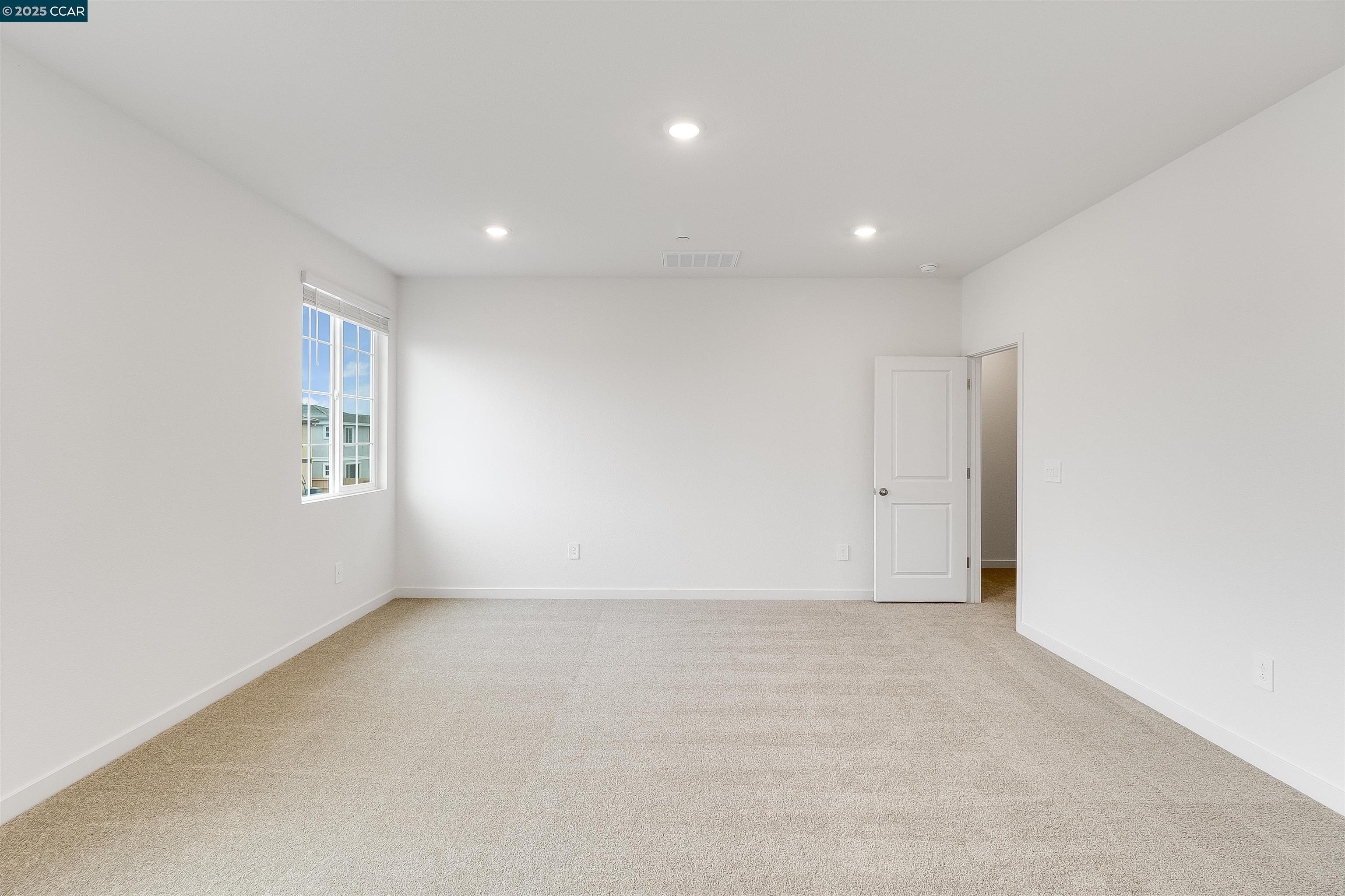 Detail Gallery Image 36 of 60 For 618 Channel Circle, Oakley,  CA 94561 - 5 Beds | 3/1 Baths