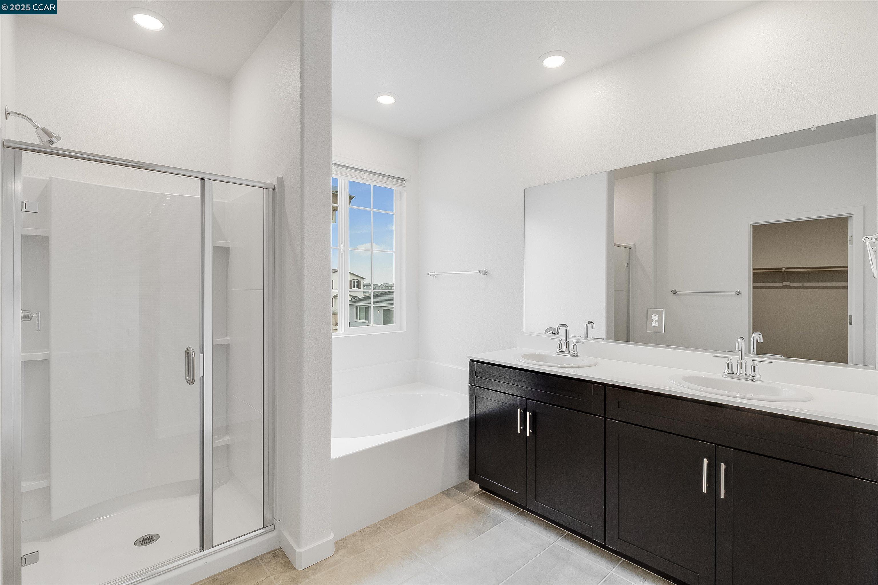 Detail Gallery Image 38 of 60 For 618 Channel Circle, Oakley,  CA 94561 - 5 Beds | 3/1 Baths