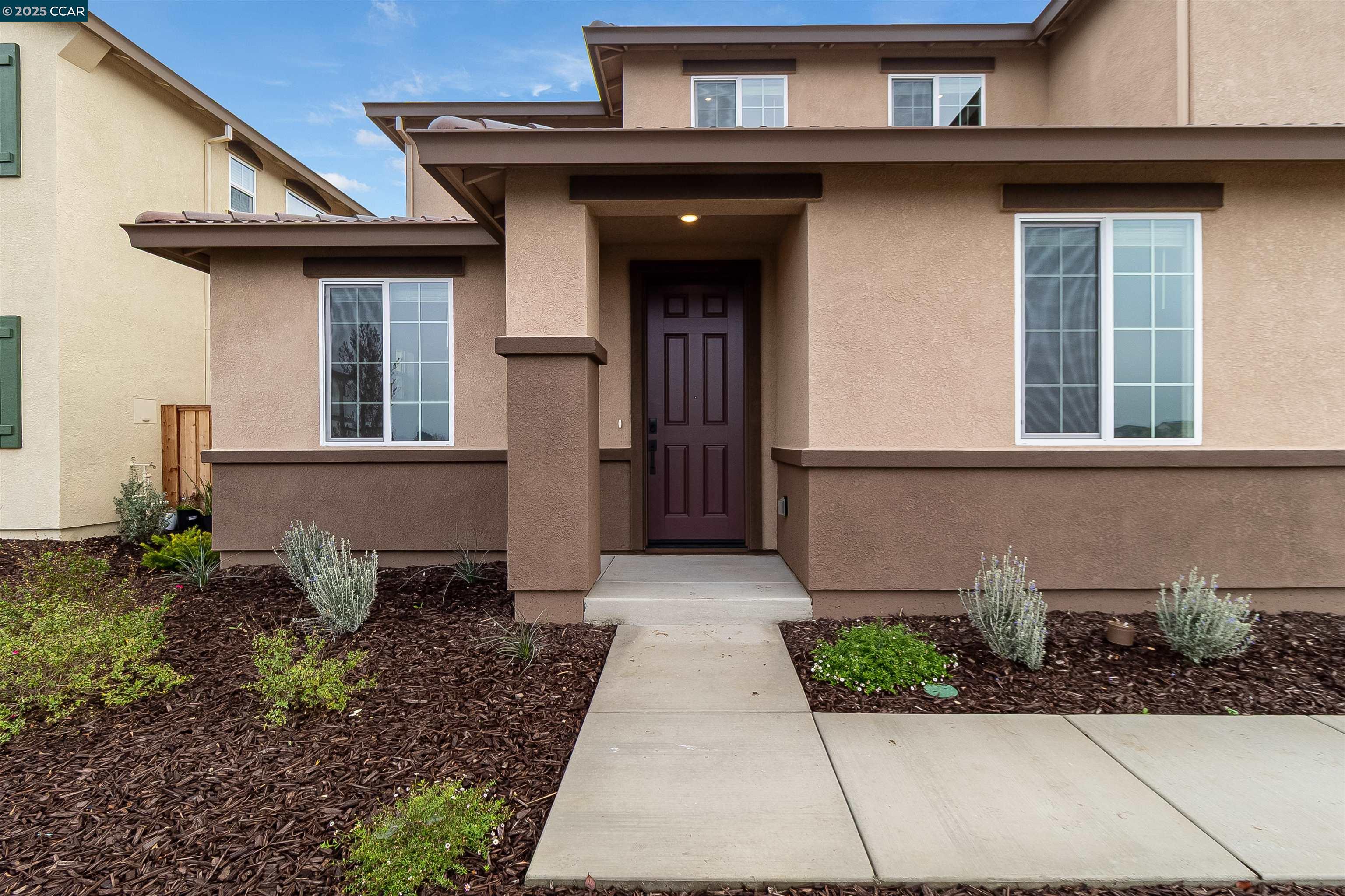 Detail Gallery Image 5 of 60 For 618 Channel Circle, Oakley,  CA 94561 - 5 Beds | 3/1 Baths