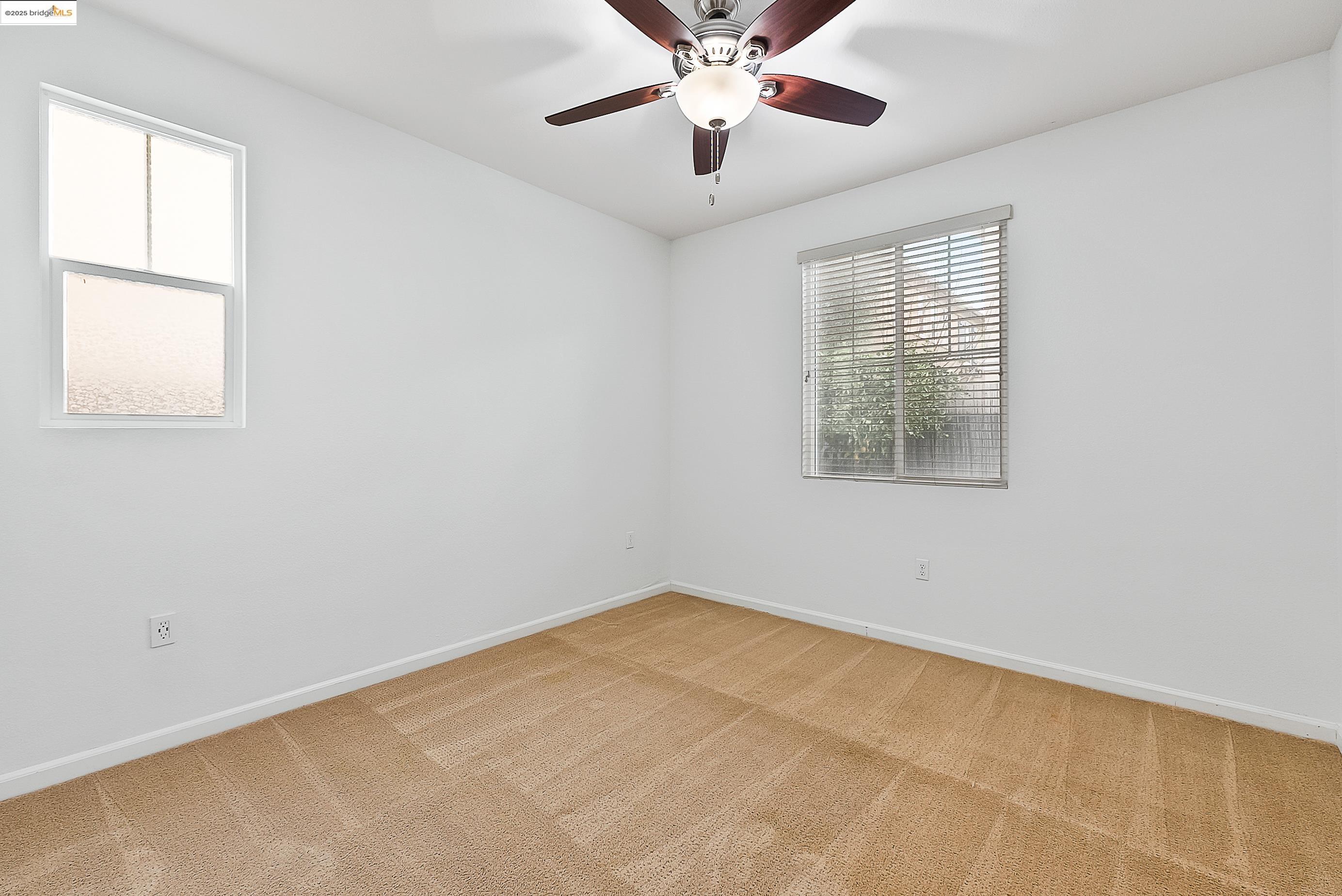 Detail Gallery Image 16 of 43 For 322 Pacifica Dr, Brentwood,  CA 94513 - 5 Beds | 3 Baths