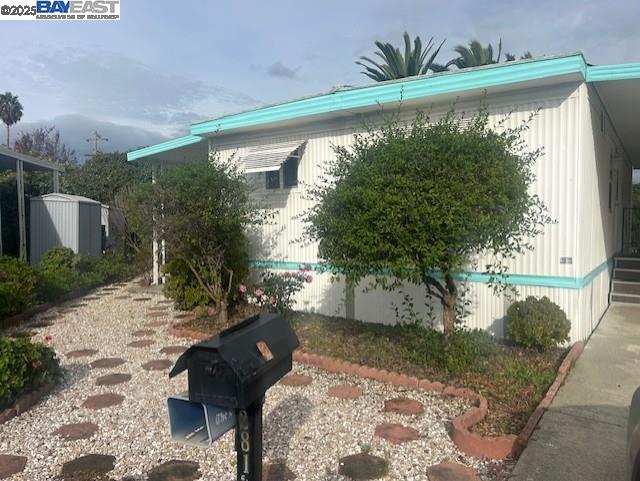 Front Image Thumbnail for BE41119582