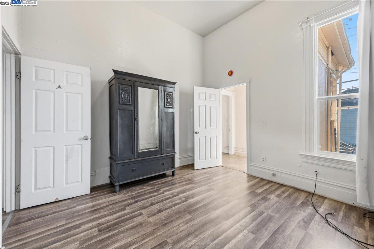 Detail Gallery Image 14 of 58 For 856 21st St, Oakland,  CA 94607 - – Beds | – Baths