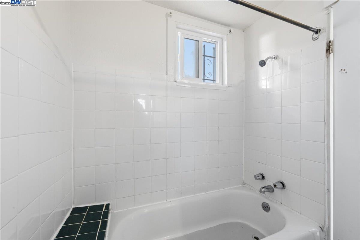 Detail Gallery Image 31 of 58 For 856 21st St, Oakland,  CA 94607 - – Beds | – Baths