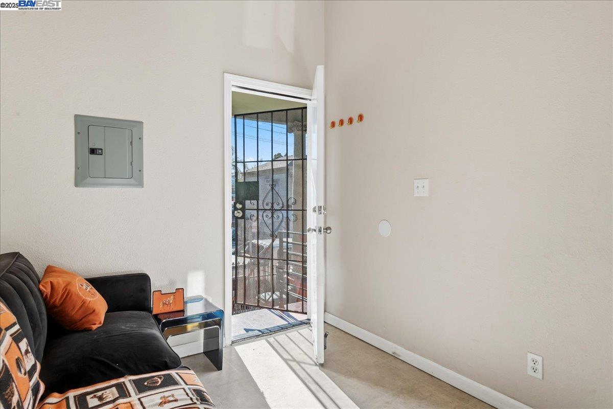 Detail Gallery Image 47 of 58 For 856 21st St, Oakland,  CA 94607 - – Beds | – Baths