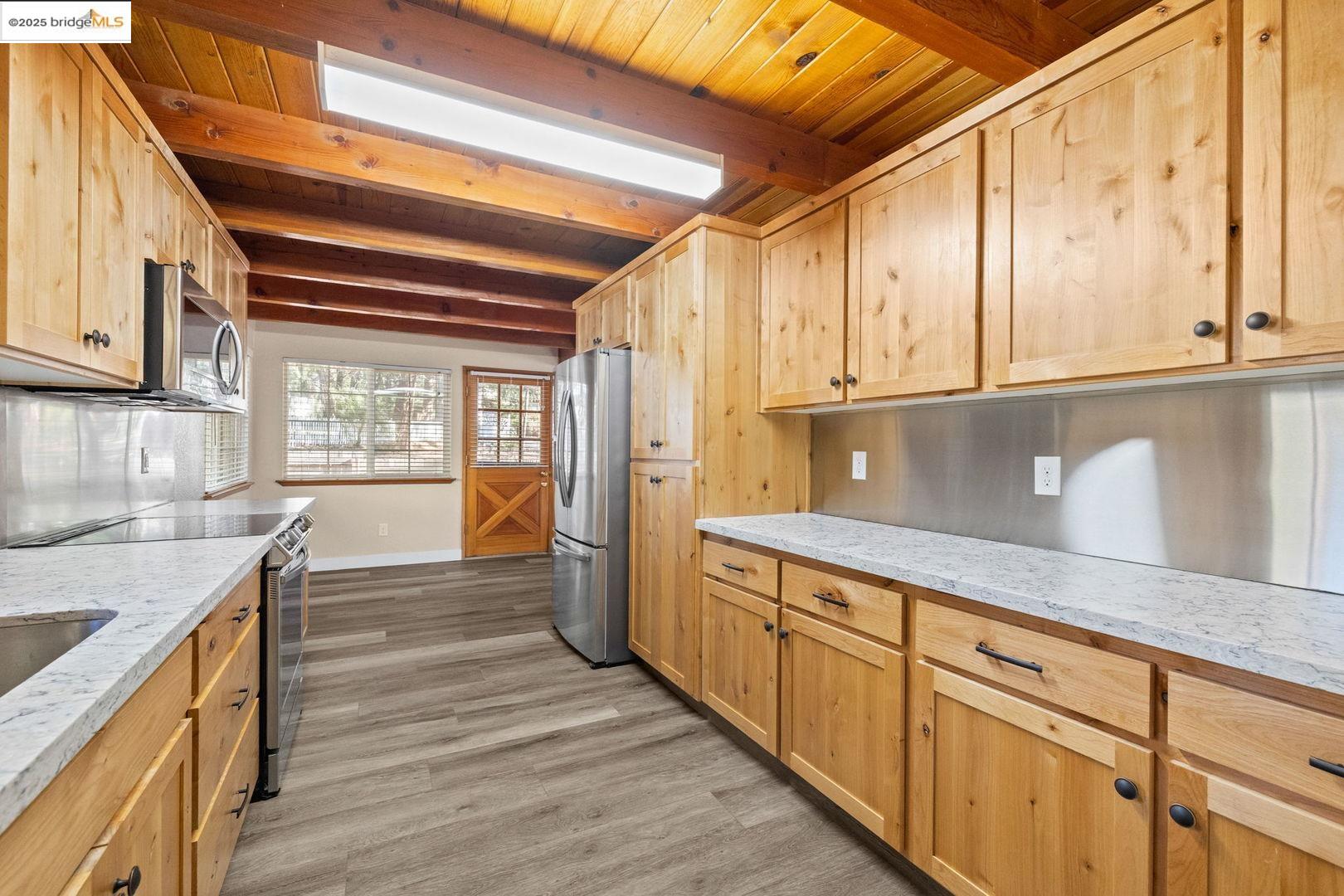 Detail Gallery Image 11 of 36 For 24425 Kewin Mill Rd, Sonora,  CA 95370 - 2 Beds | 1/1 Baths