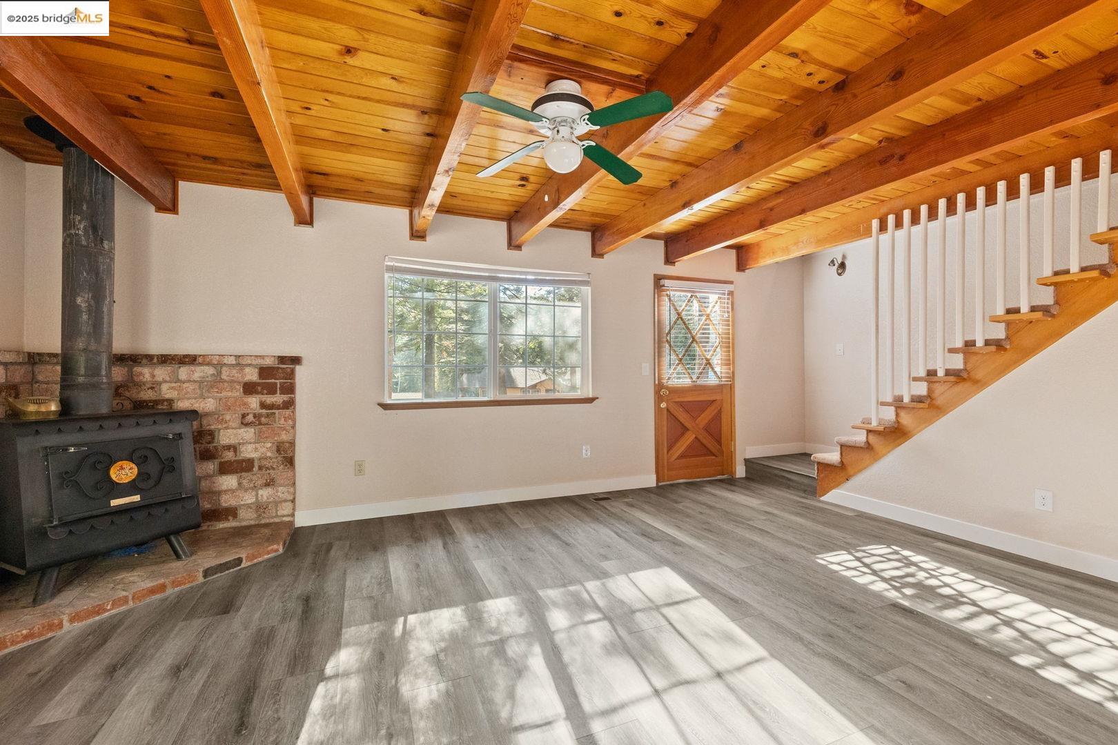 Detail Gallery Image 4 of 36 For 24425 Kewin Mill Rd, Sonora,  CA 95370 - 2 Beds | 1/1 Baths