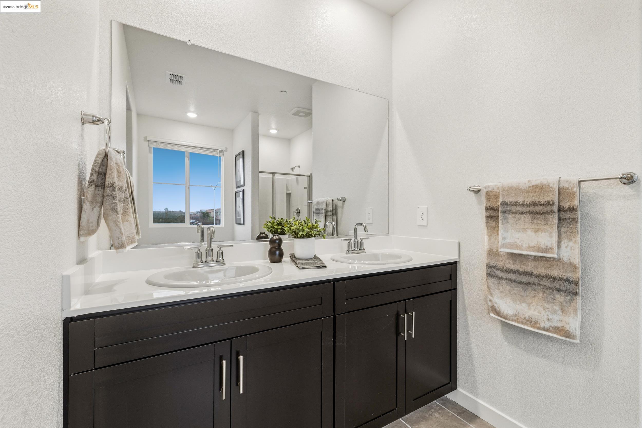 Detail Gallery Image 29 of 42 For 645 Channel Cir, Oakley,  CA 94561 - 4 Beds | 3 Baths