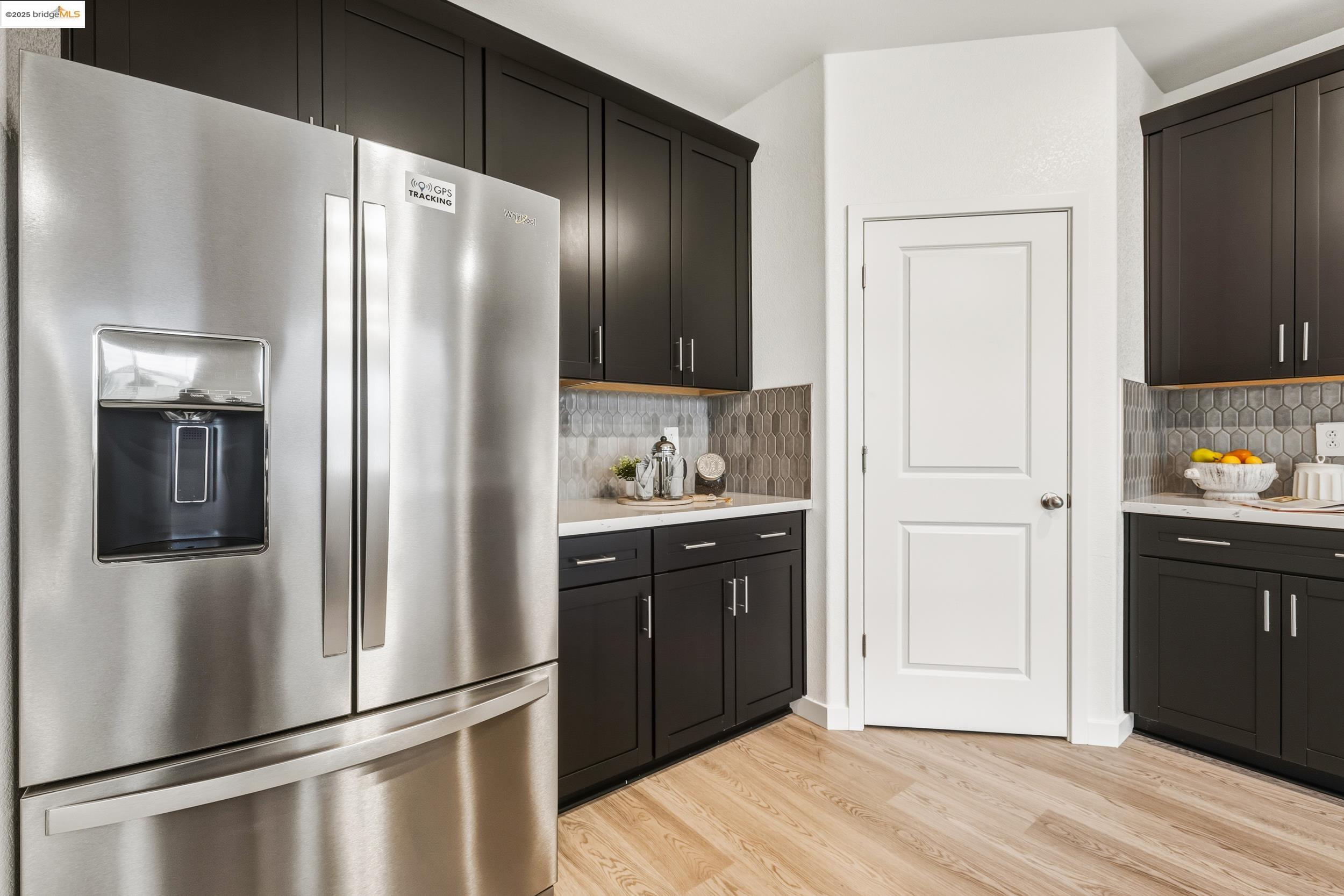 Detail Gallery Image 8 of 42 For 645 Channel Cir, Oakley,  CA 94561 - 4 Beds | 3 Baths