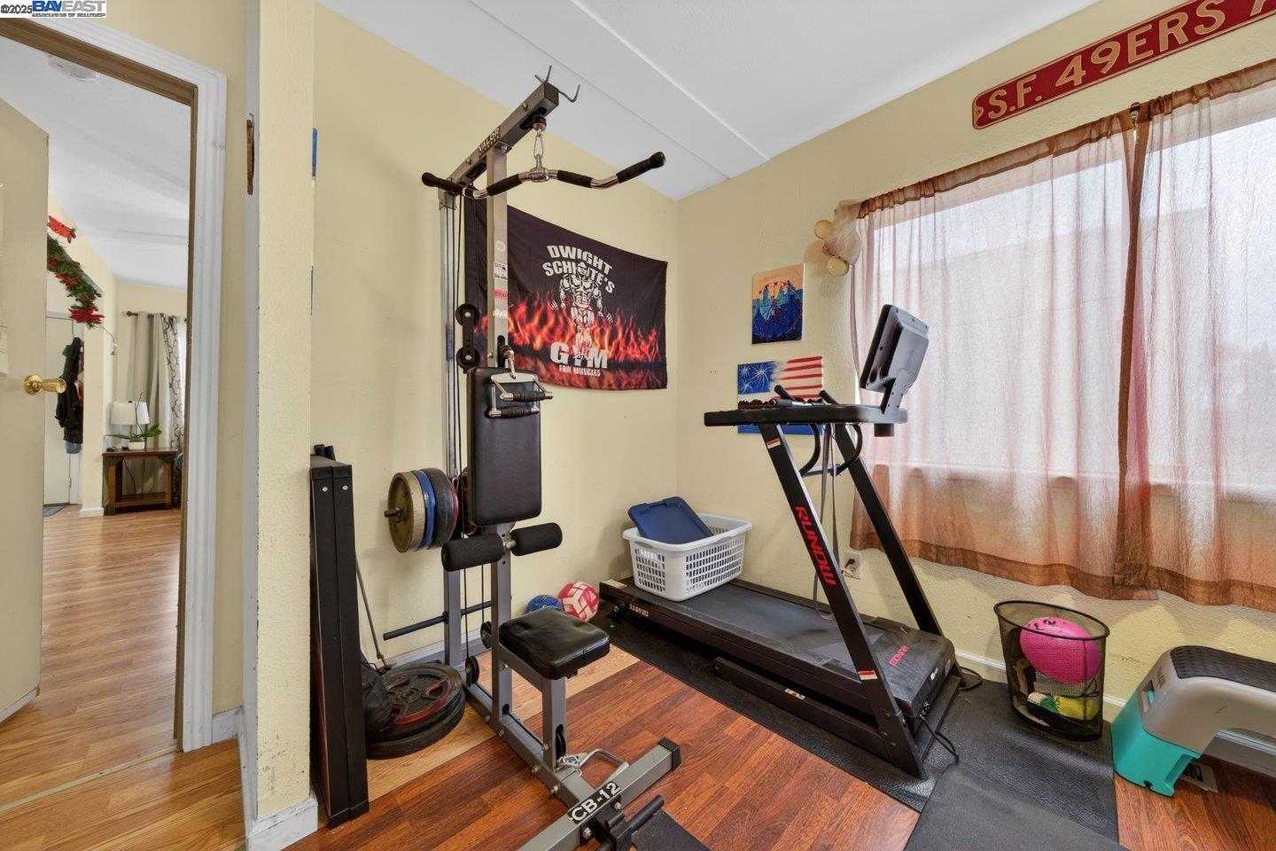 Detail Gallery Image 25 of 36 For 229 Lake Ave, Rodeo,  CA 94572 - 3 Beds | 2 Baths