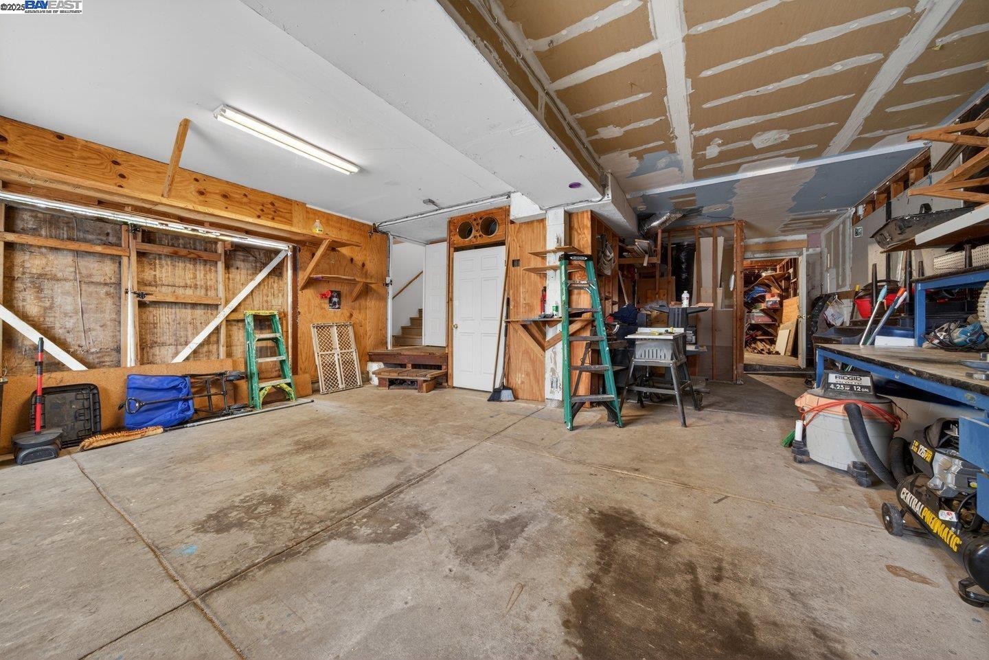 Detail Gallery Image 27 of 36 For 229 Lake Ave, Rodeo,  CA 94572 - 3 Beds | 2 Baths