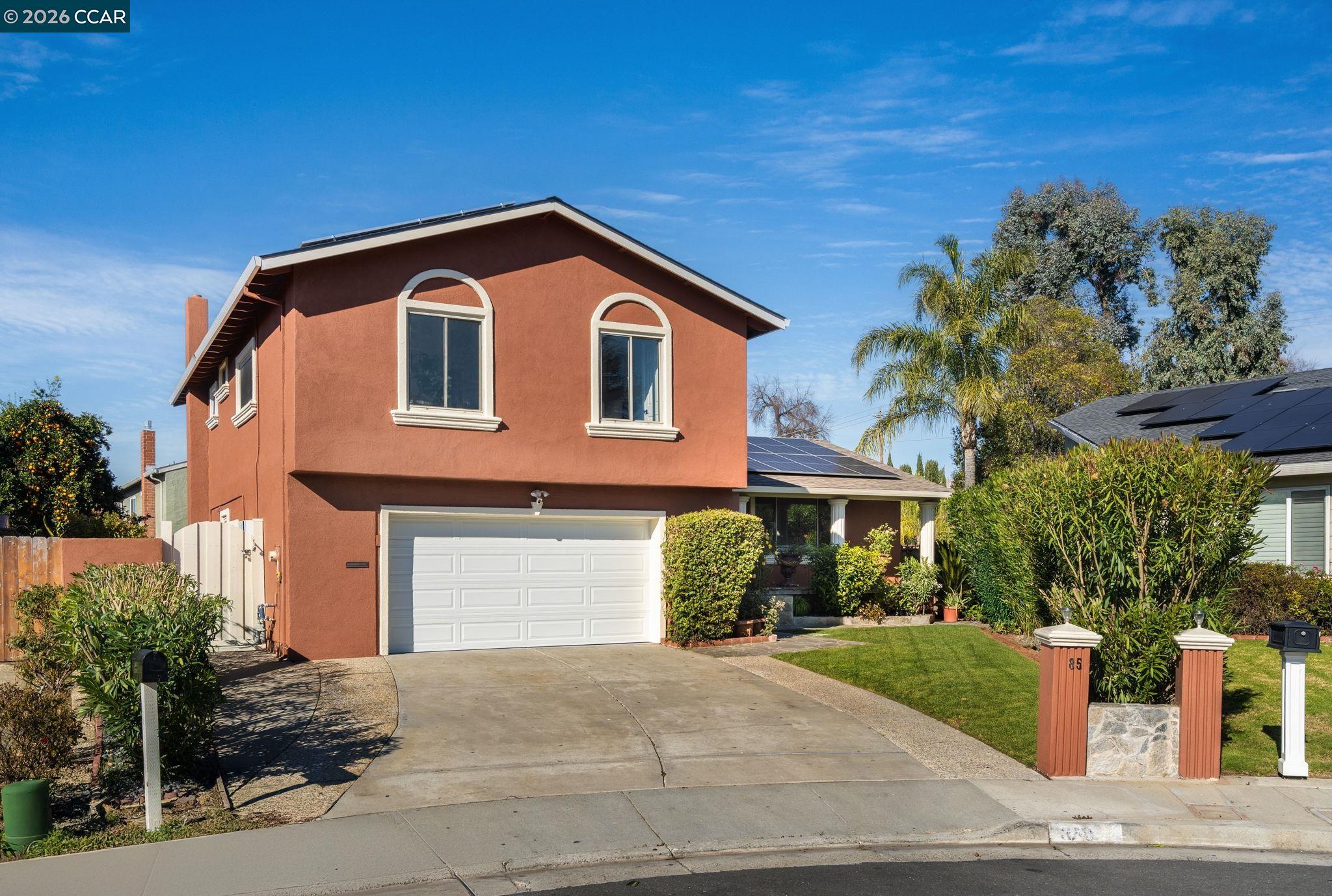 Detail Gallery Image 1 of 60 For 85 Park Oxford Pl, San Jose,  CA 95136 - 4 Beds | 3 Baths