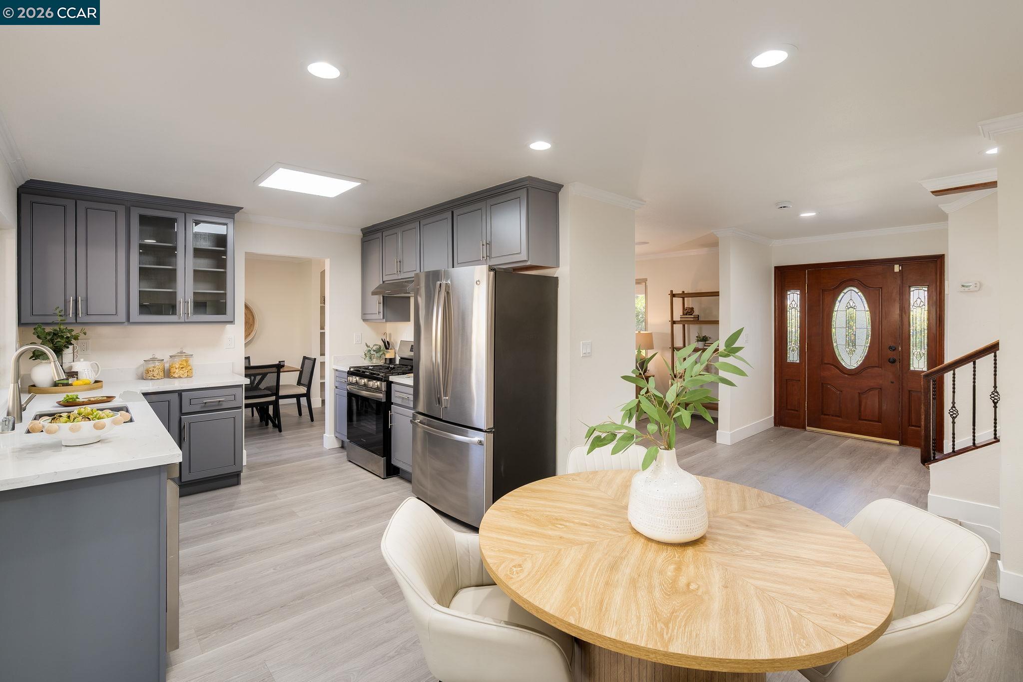 Detail Gallery Image 18 of 60 For 85 Park Oxford Pl, San Jose,  CA 95136 - 4 Beds | 3 Baths