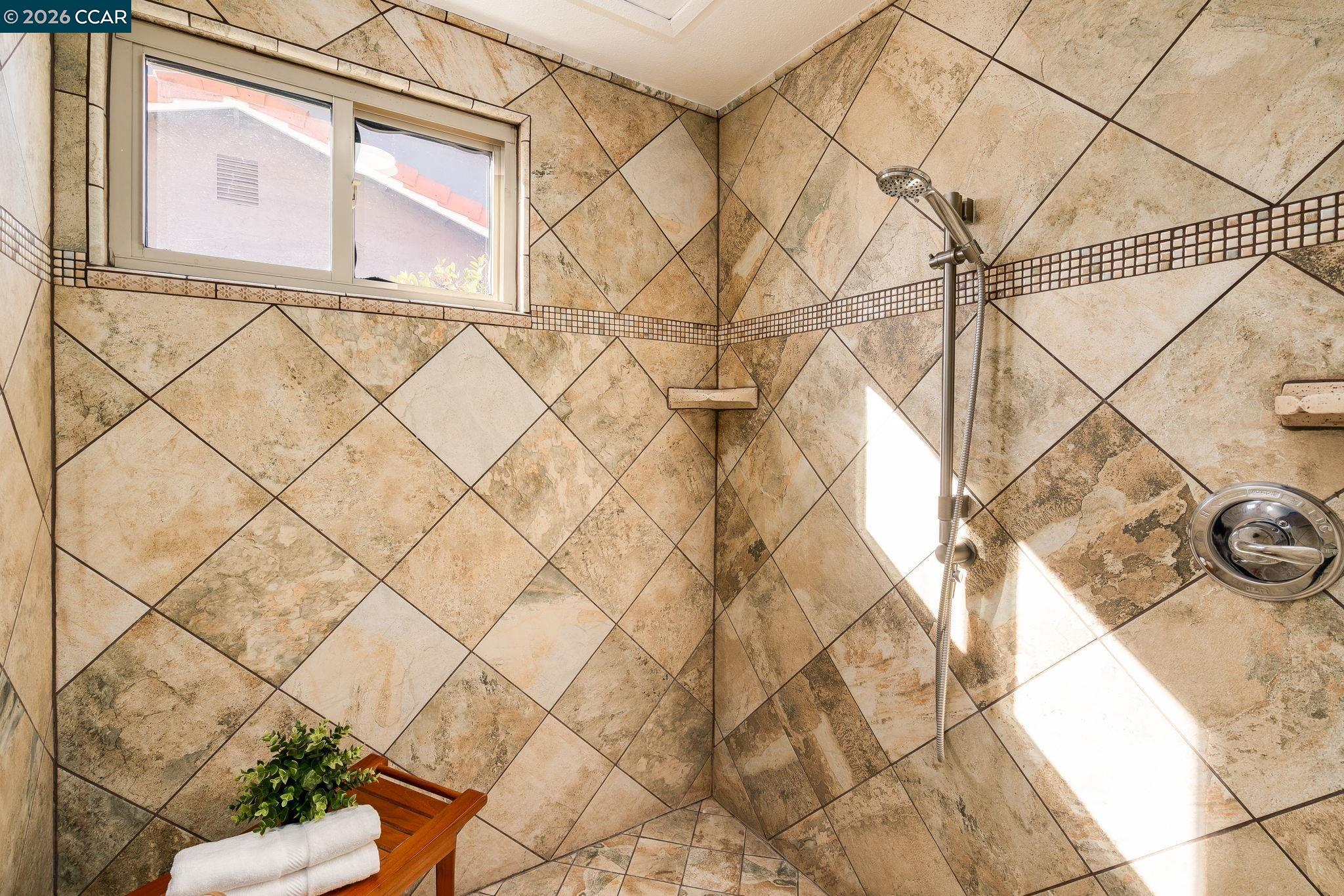 Detail Gallery Image 27 of 60 For 85 Park Oxford Pl, San Jose,  CA 95136 - 4 Beds | 3 Baths