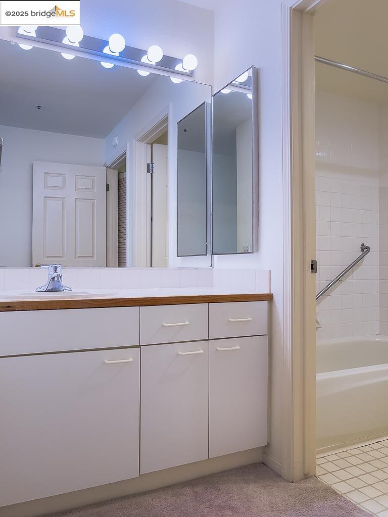 Detail Gallery Image 12 of 29 For 1300 Quarry Ct #303,  Richmond,  CA 94801 - 2 Beds | 2 Baths