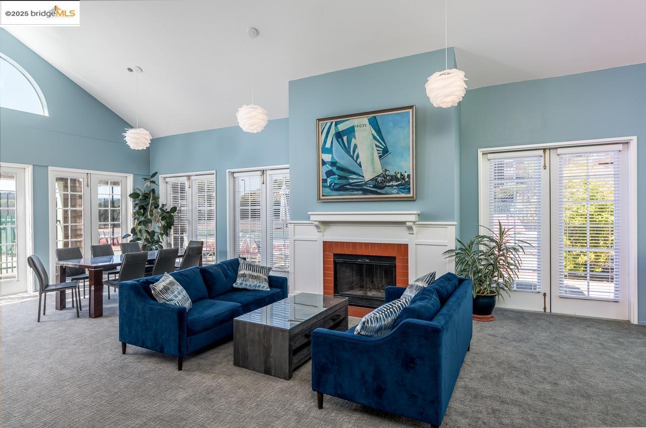 Detail Gallery Image 23 of 29 For 1300 Quarry Ct #303,  Richmond,  CA 94801 - 2 Beds | 2 Baths