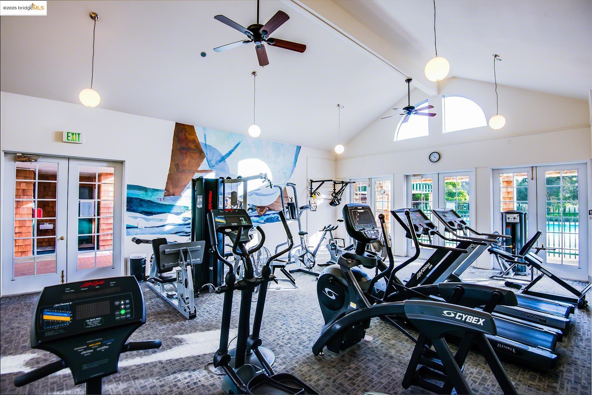 Detail Gallery Image 25 of 29 For 1300 Quarry Ct #303,  Richmond,  CA 94801 - 2 Beds | 2 Baths