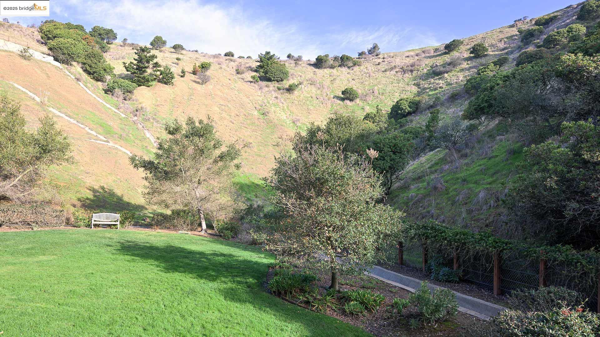 Detail Gallery Image 27 of 29 For 1300 Quarry Ct #303,  Richmond,  CA 94801 - 2 Beds | 2 Baths