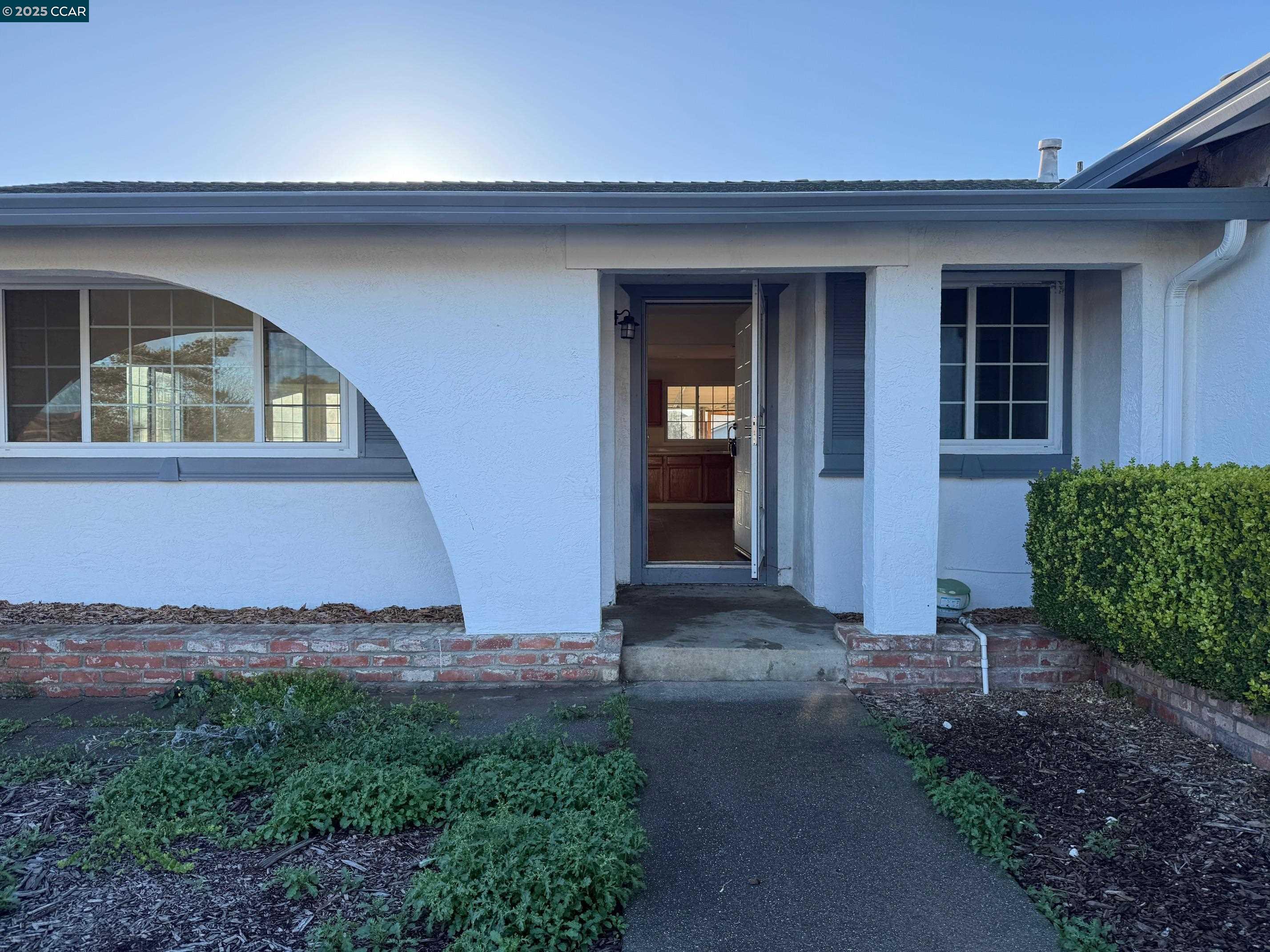 Detail Gallery Image 8 of 10 For 109 Luann Ct, Vallejo,  CA 94589 - 4 Beds | 2 Baths