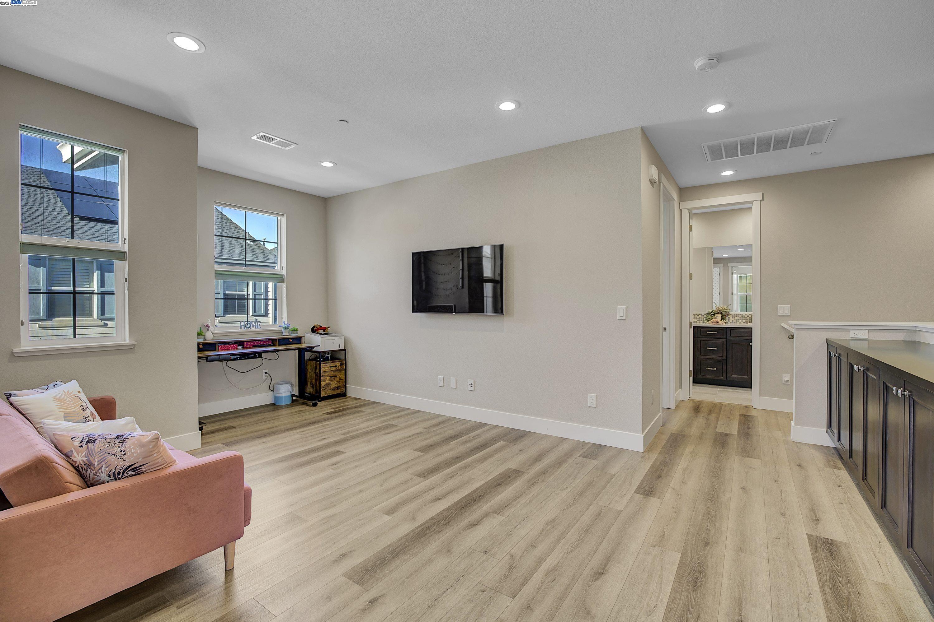 Detail Gallery Image 29 of 39 For 37515 Sea Bank St, Newark,  CA 94560 - 4 Beds | 3 Baths