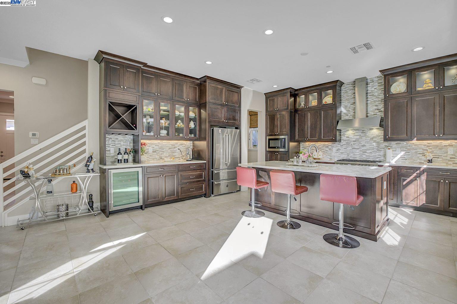 Detail Gallery Image 5 of 39 For 37515 Sea Bank St, Newark,  CA 94560 - 4 Beds | 3 Baths