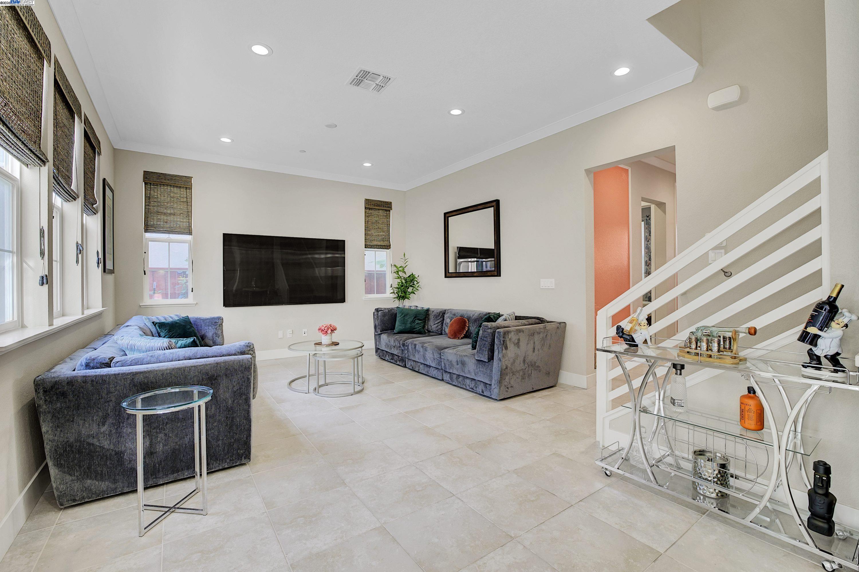 Detail Gallery Image 7 of 39 For 37515 Sea Bank St, Newark,  CA 94560 - 4 Beds | 3 Baths