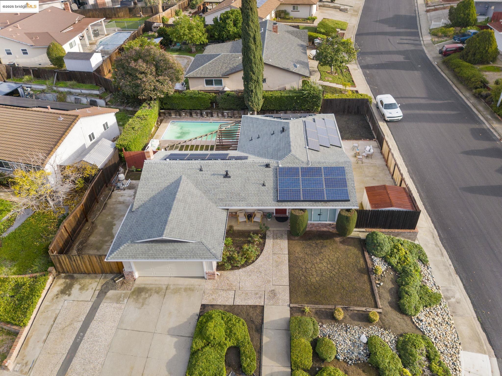 Detail Gallery Image 48 of 52 For 1909 Oakridge Ln, Pittsburg,  CA 94565 - 3 Beds | 2 Baths