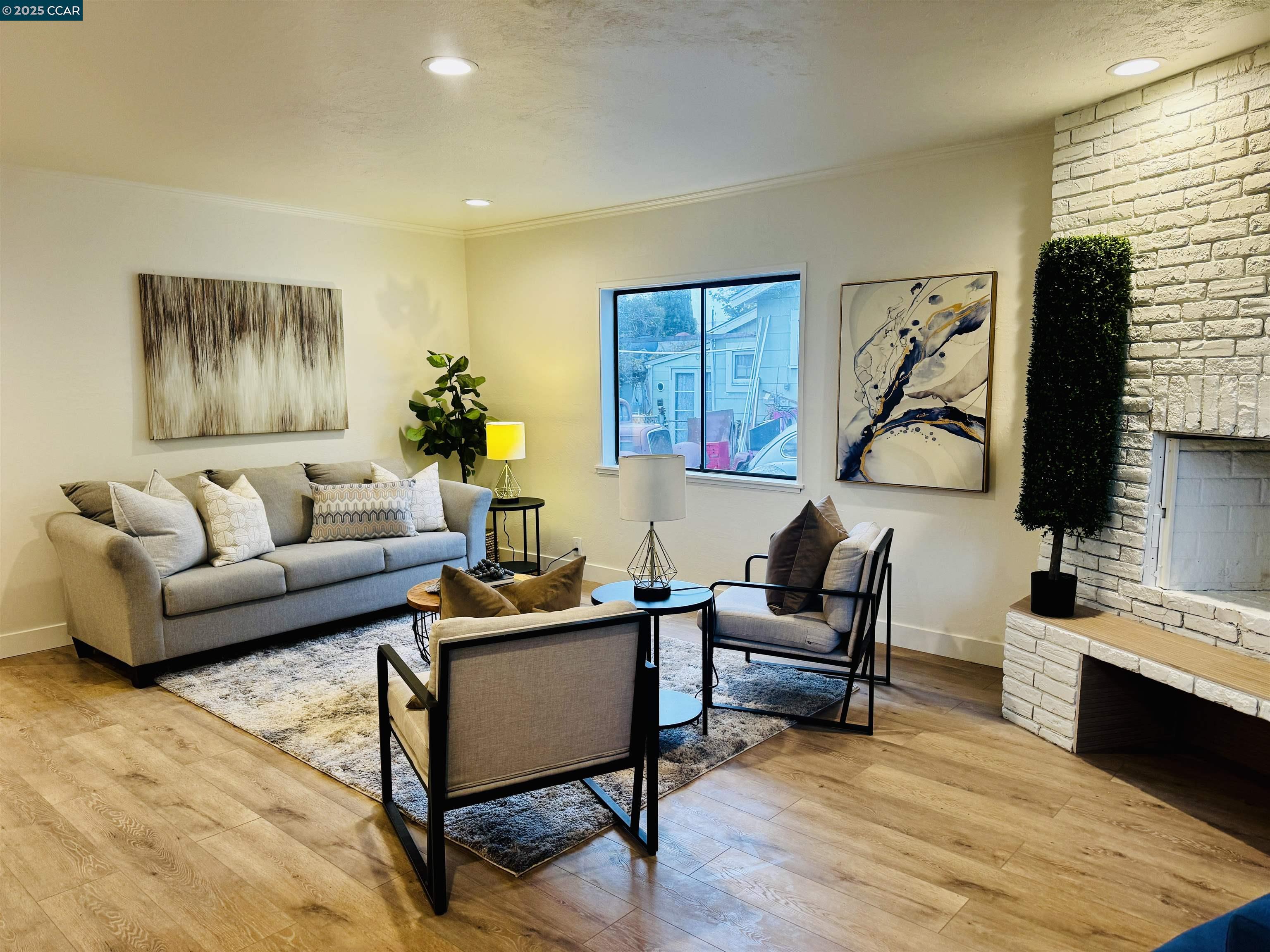 Detail Gallery Image 2 of 17 For 1340 Delacy Avenue, Martinez,  CA 94553 - 2 Beds | 1 Baths