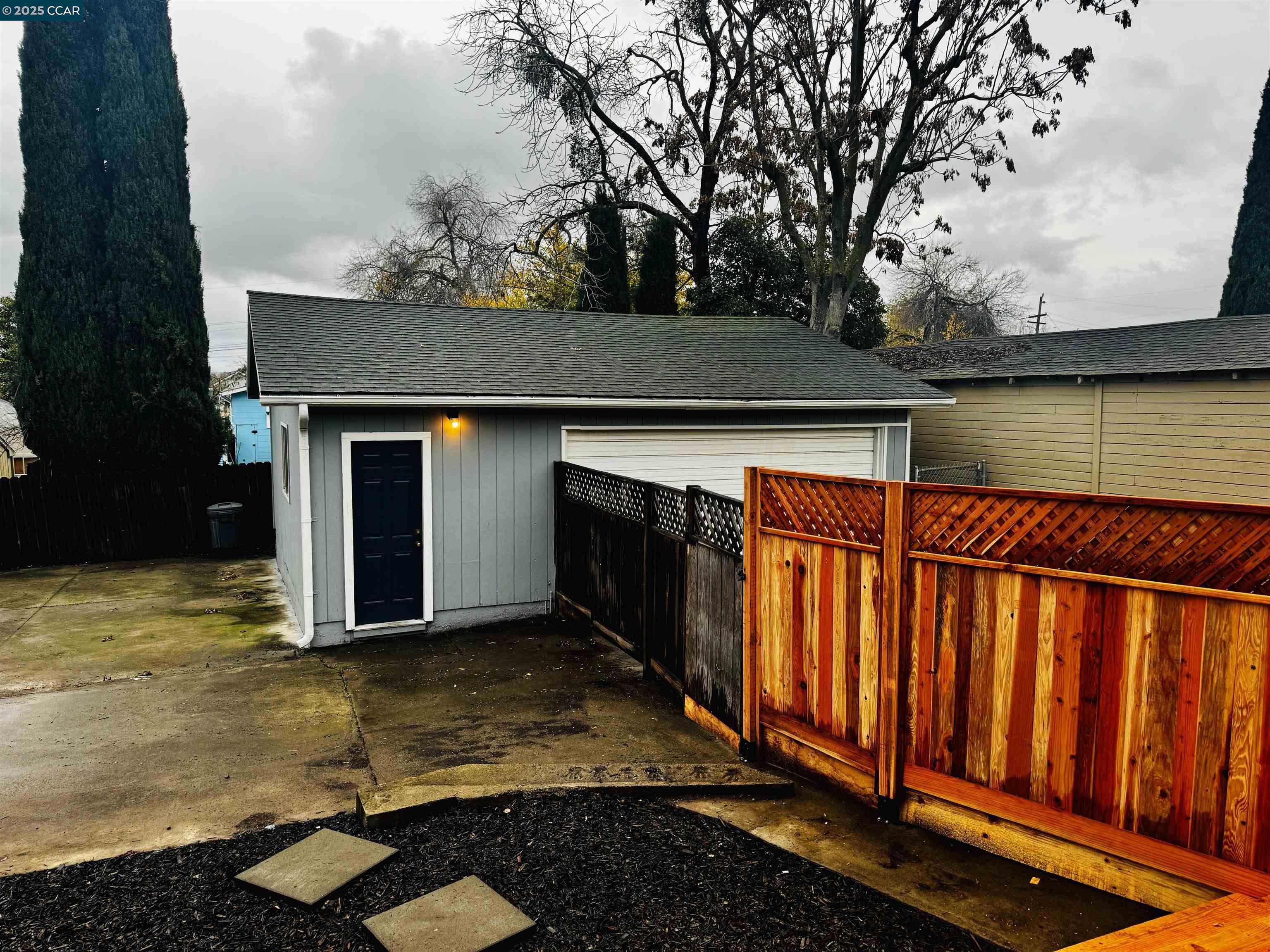 Detail Gallery Image 14 of 17 For 1340 Delacy Avenue, Martinez,  CA 94553 - 2 Beds | 1 Baths