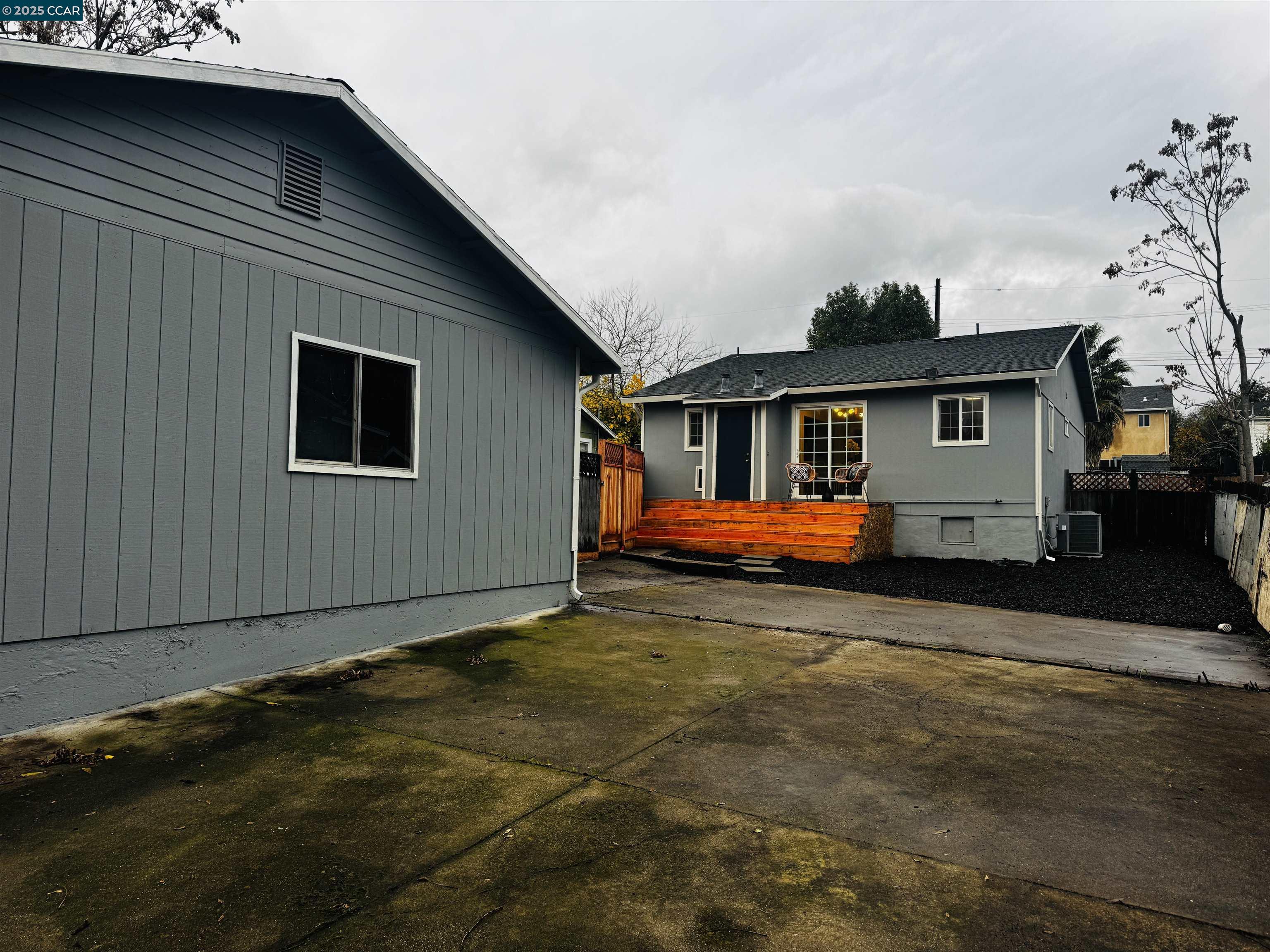 Detail Gallery Image 16 of 17 For 1340 Delacy Avenue, Martinez,  CA 94553 - 2 Beds | 1 Baths