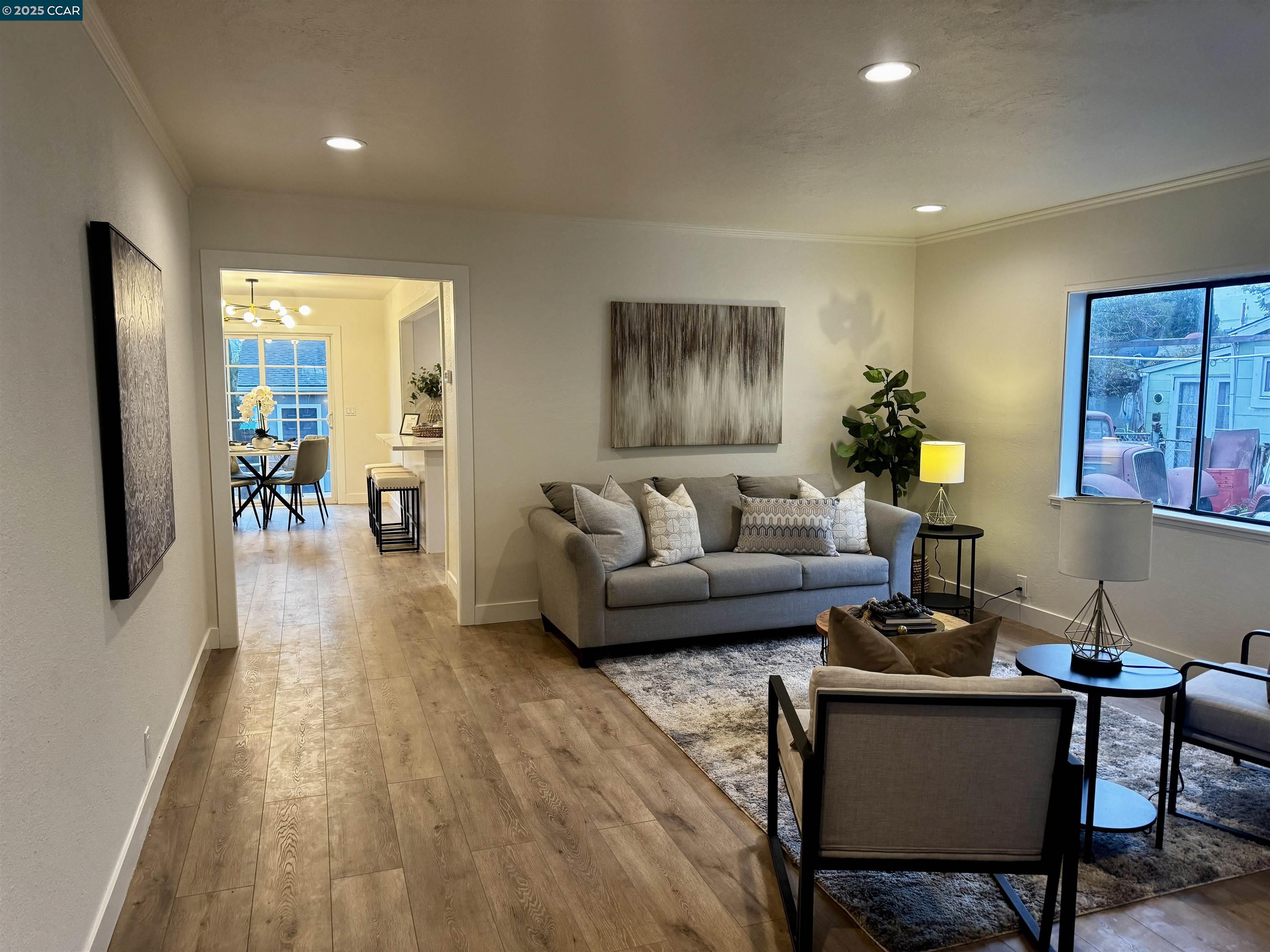 Detail Gallery Image 3 of 17 For 1340 Delacy Avenue, Martinez,  CA 94553 - 2 Beds | 1 Baths