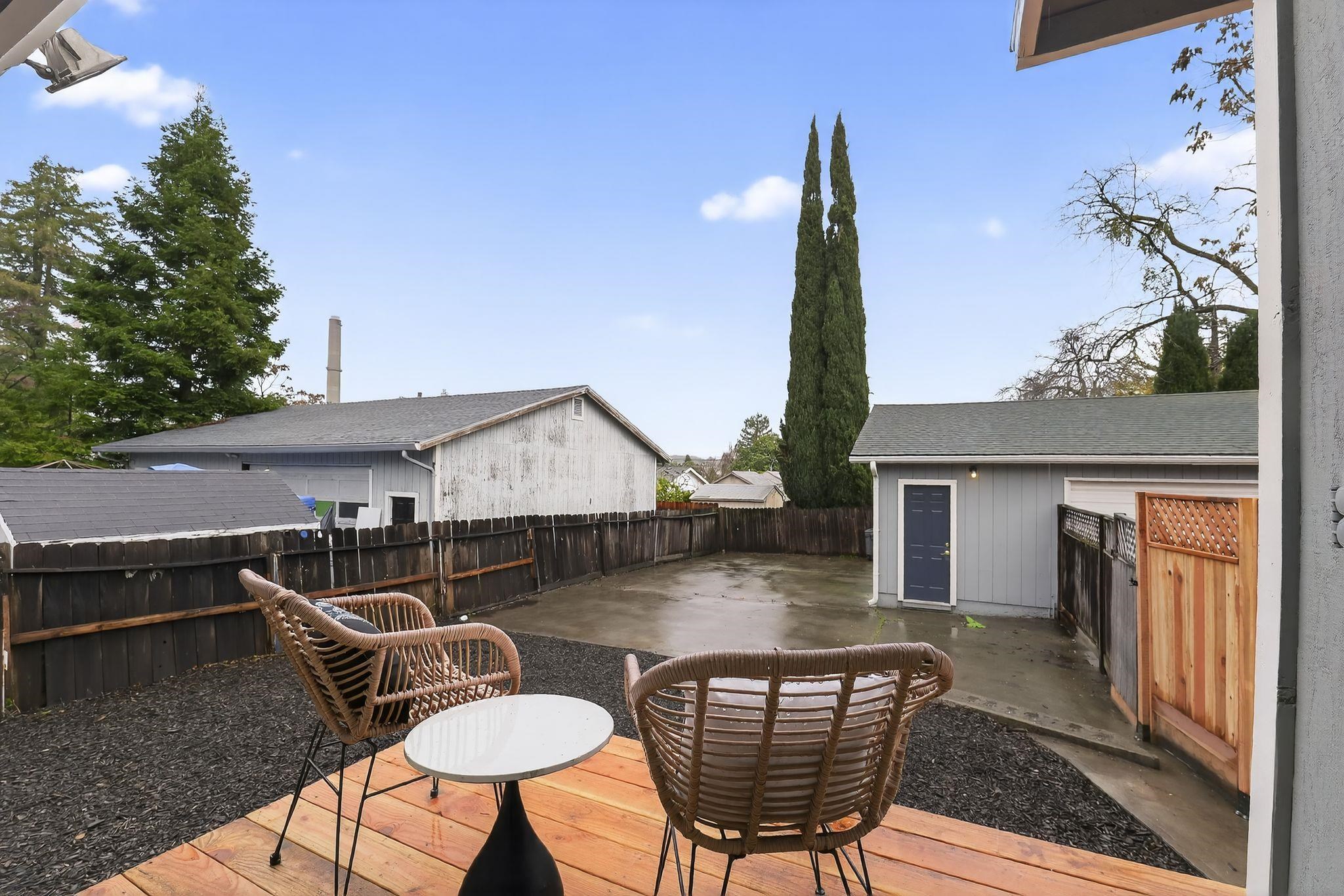 Detail Gallery Image 25 of 27 For 1340 Delacy Avenue, Martinez,  CA 94553 - 2 Beds | 1 Baths