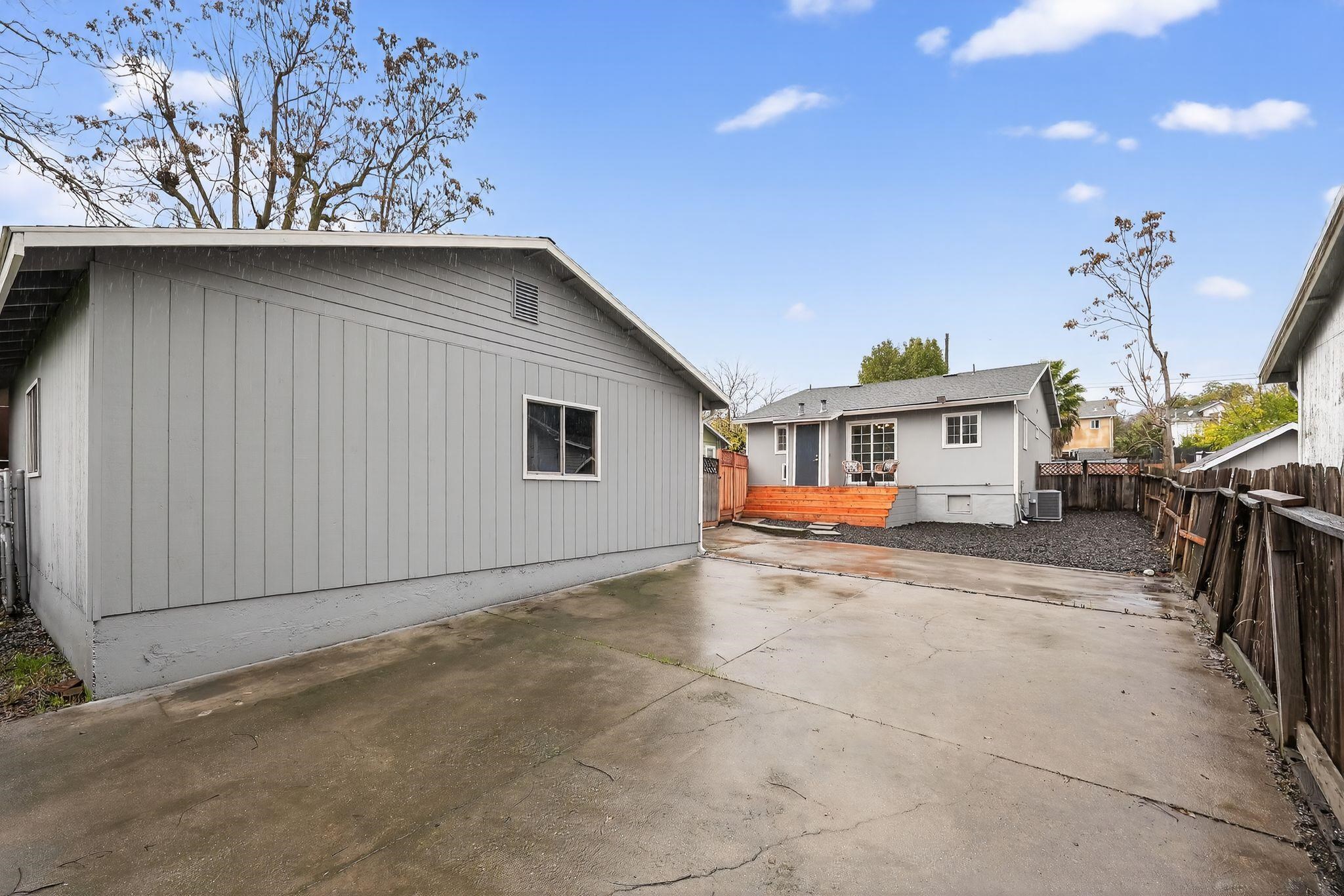 Detail Gallery Image 27 of 27 For 1340 Delacy Avenue, Martinez,  CA 94553 - 2 Beds | 1 Baths