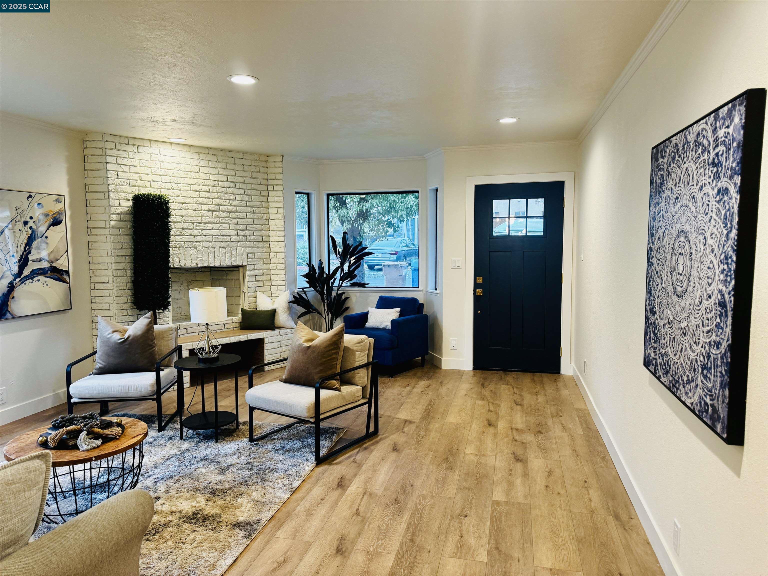 Detail Gallery Image 4 of 17 For 1340 Delacy Avenue, Martinez,  CA 94553 - 2 Beds | 1 Baths