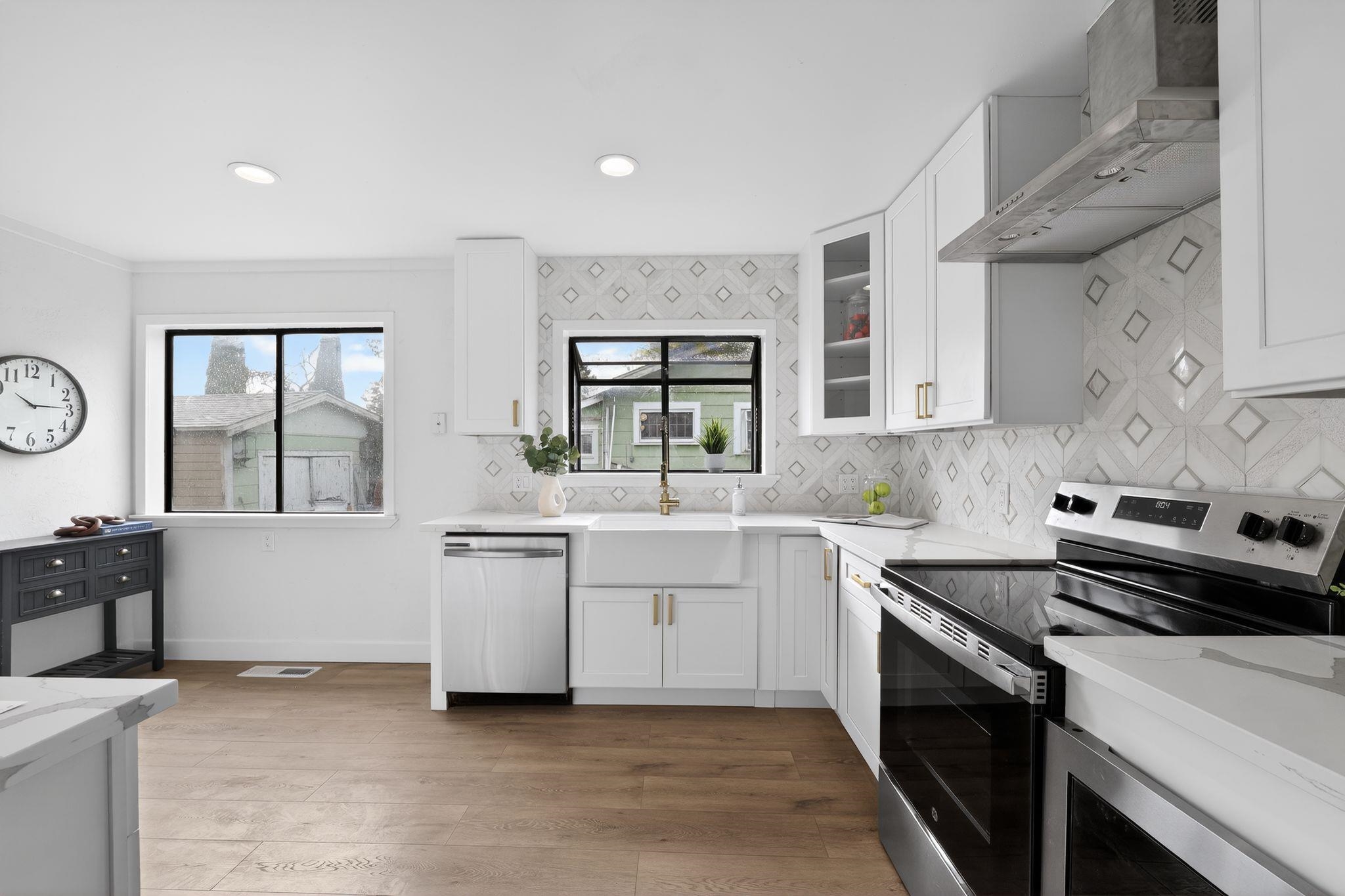 Detail Gallery Image 5 of 27 For 1340 Delacy Avenue, Martinez,  CA 94553 - 2 Beds | 1 Baths