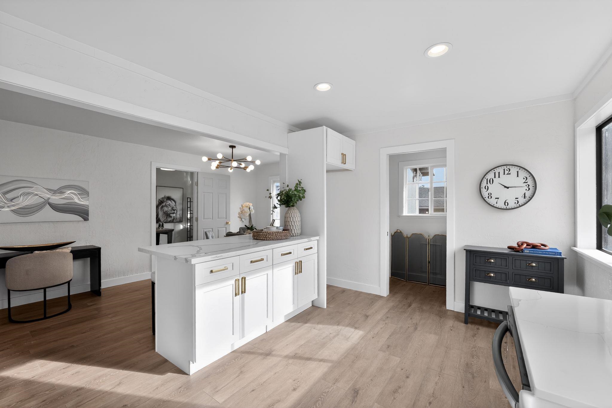 Detail Gallery Image 8 of 27 For 1340 Delacy Avenue, Martinez,  CA 94553 - 2 Beds | 1 Baths