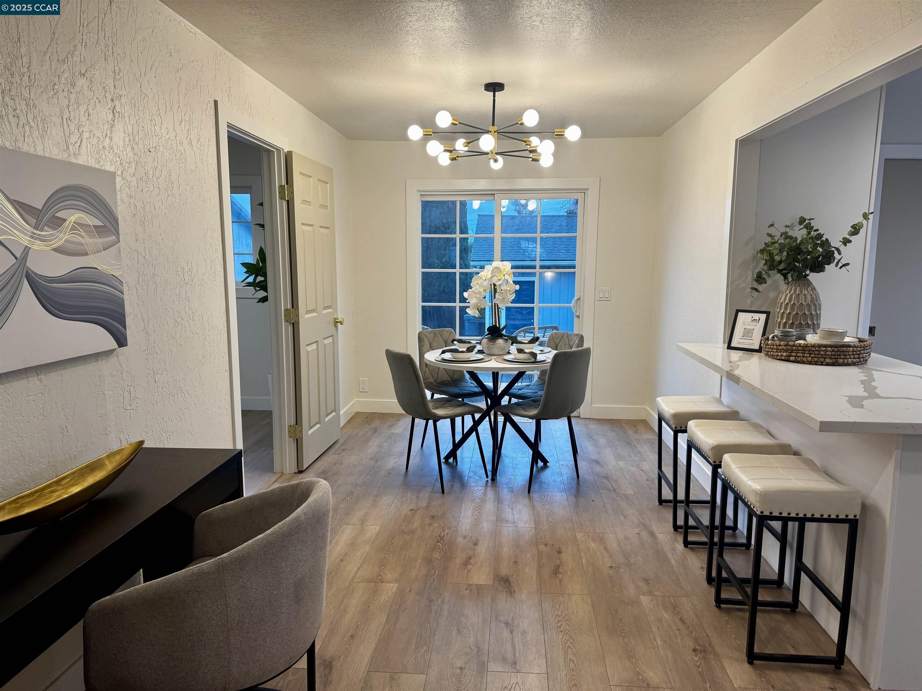 Detail Gallery Image 9 of 17 For 1340 Delacy Avenue, Martinez,  CA 94553 - 2 Beds | 1 Baths