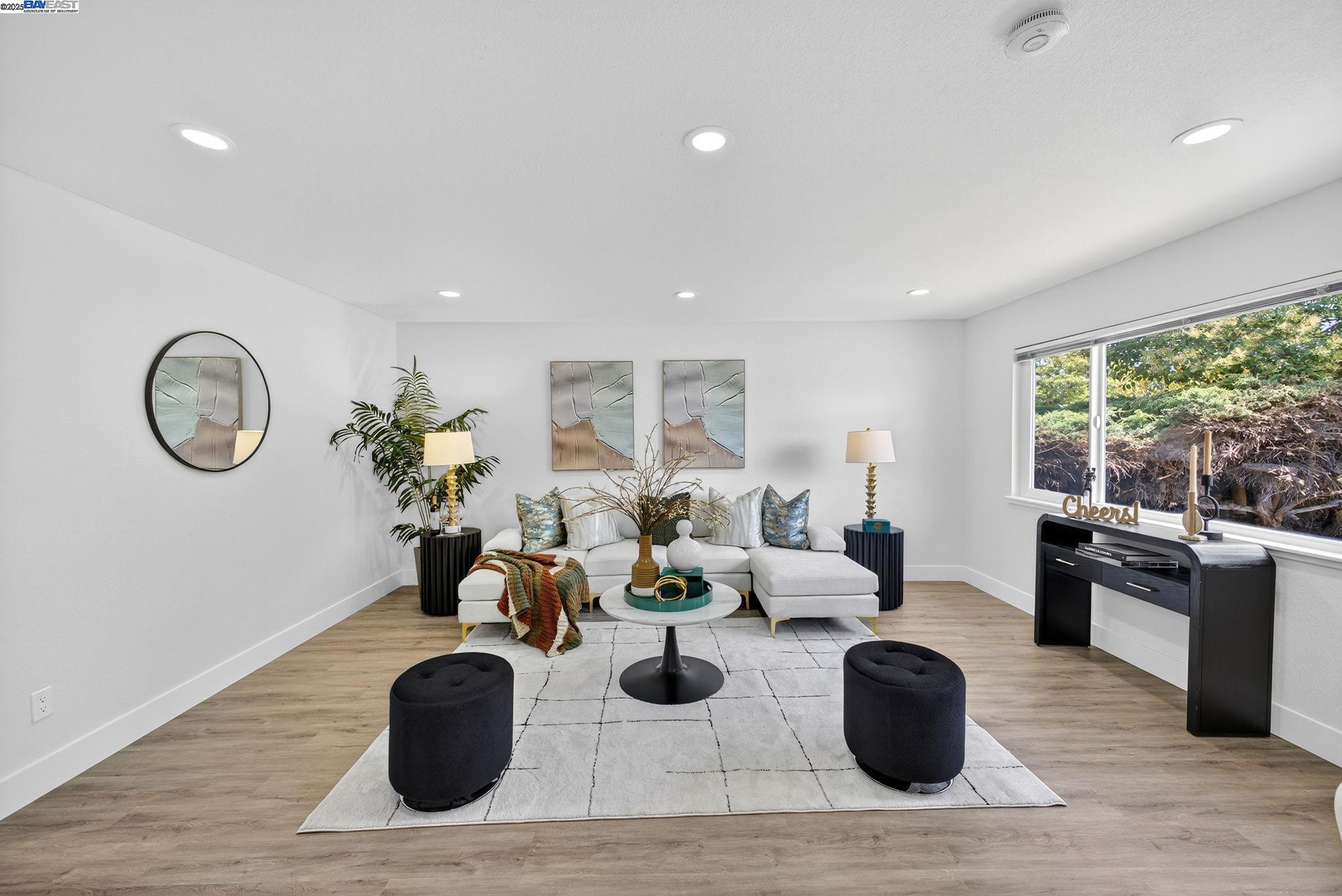 Detail Gallery Image 14 of 60 For 4403 Burke Way, Fremont,  CA 94536 - 3 Beds | 2 Baths